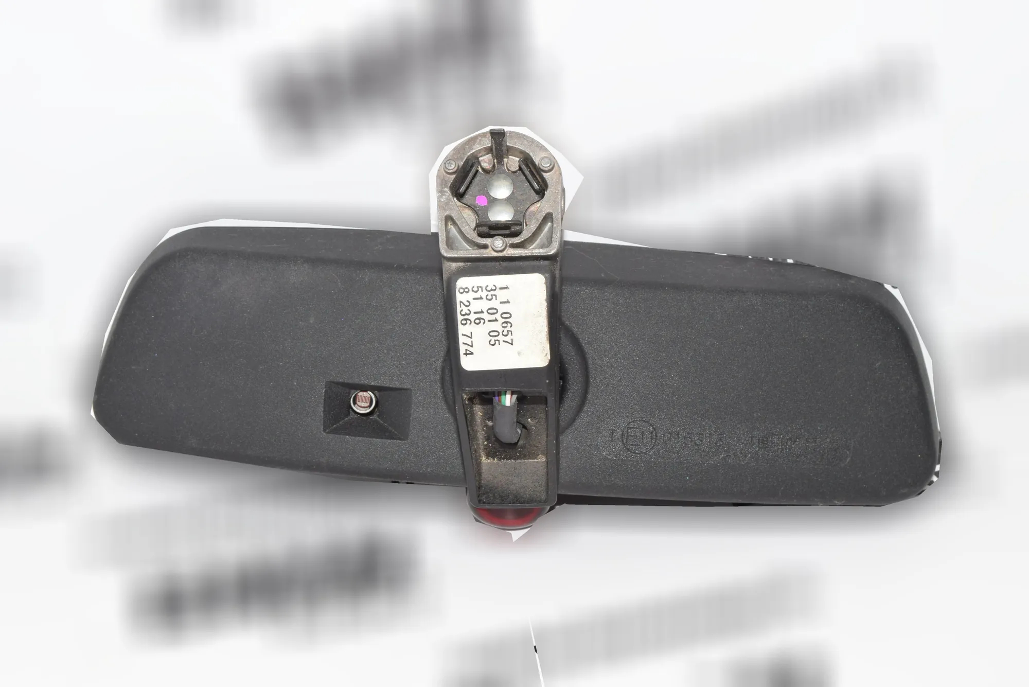 Interior Rear View Mirror – OEM 8236774 · BMW 3 (E46) BMW 3 (E46) 2001