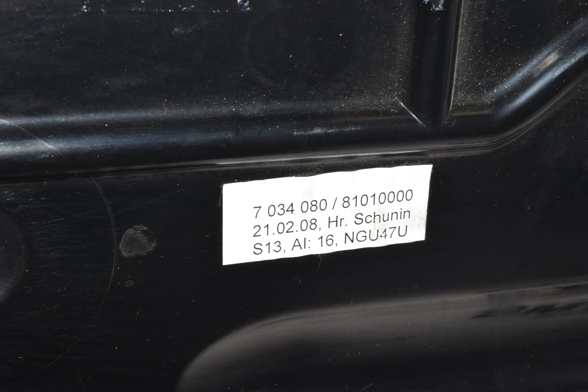 Glove Compartment – OEM 7034080 · BMW 5 Touring (E61) BMW 5 Touring (E61) 2008 – 5