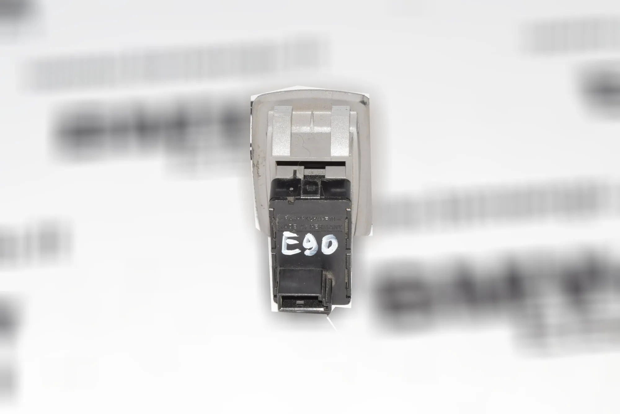Rear Right Door Window Switch – OEM 69458756935534 · BMW 3 (E90) BMW 3 (E90) 2006 – 2