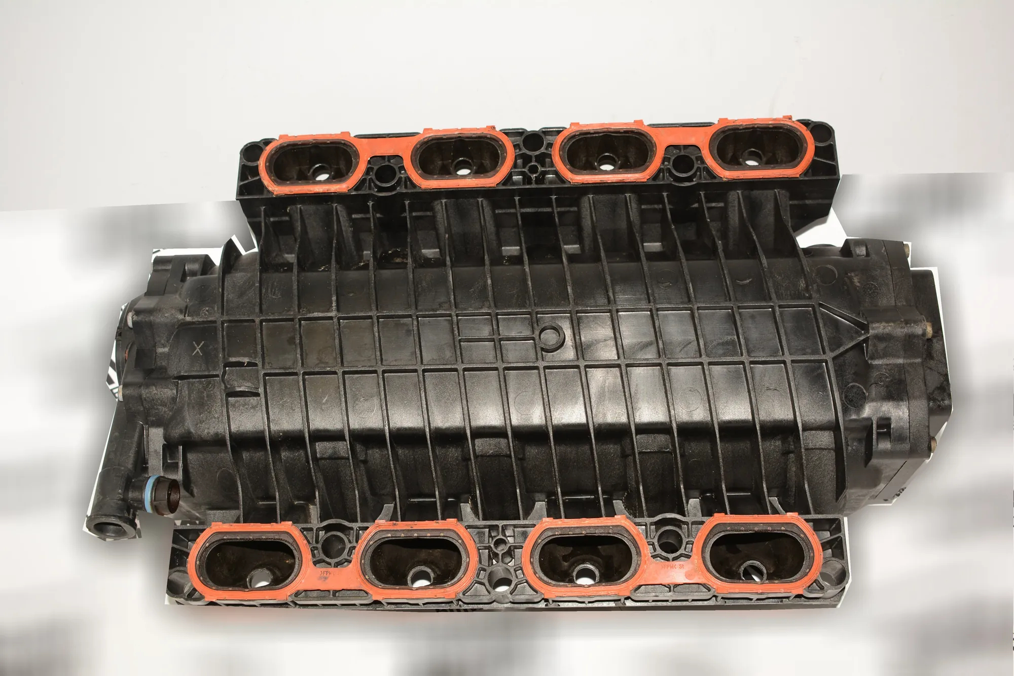Intake Manifold – OEM 1435361 · BMW 5 (E39) BMW 5 (E39) 1998 – 2
