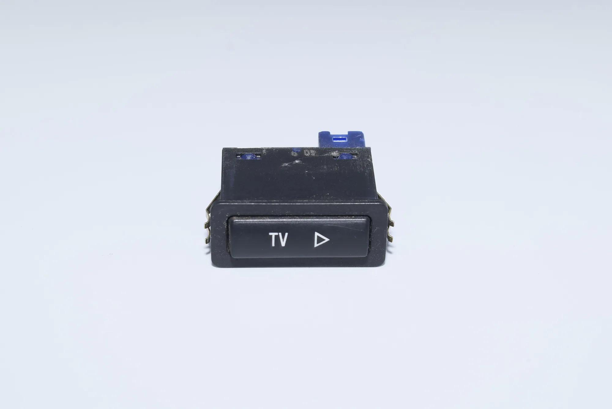 Switches – OEM 8368345 · BMW 7 (E38) 1999 – 5