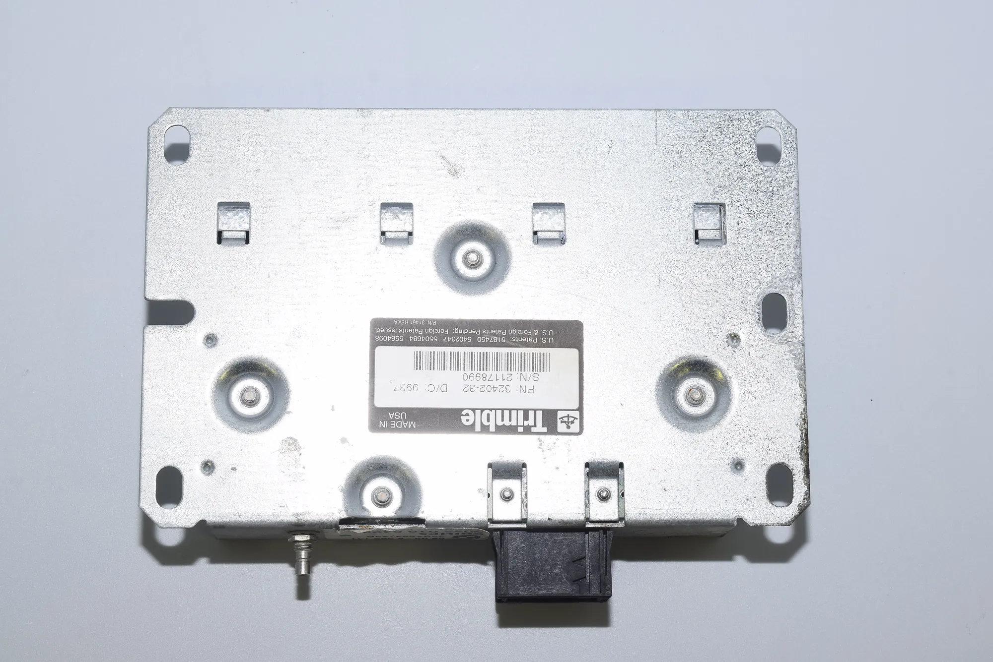 Antenna Amplifier – OEM 8385141 · BMW 7 (E38) 1999 – 3