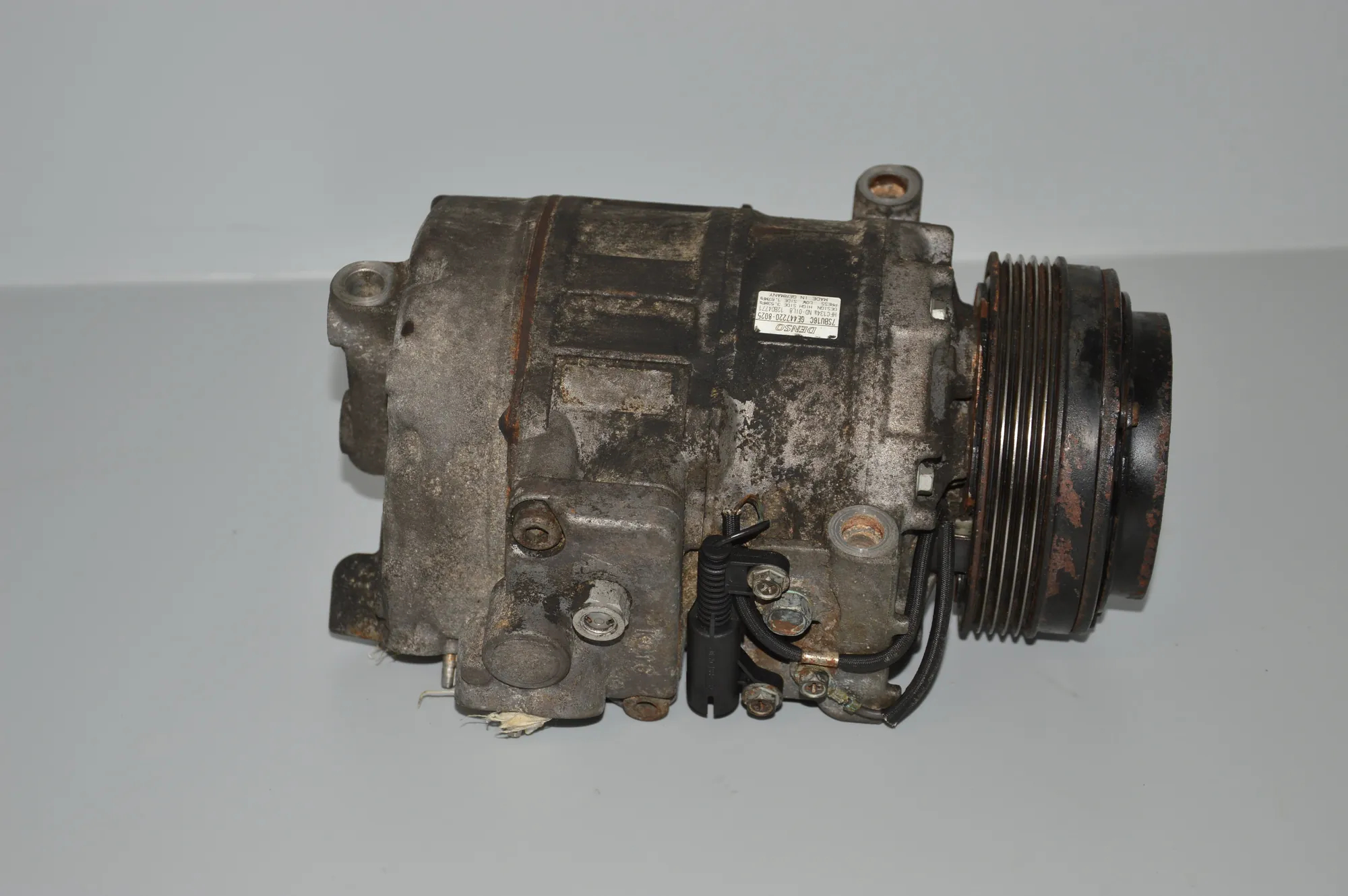 Air Condition A/C Pump – OEM 6910458 · BMW 5 (E39) 530 i 2001 – 3