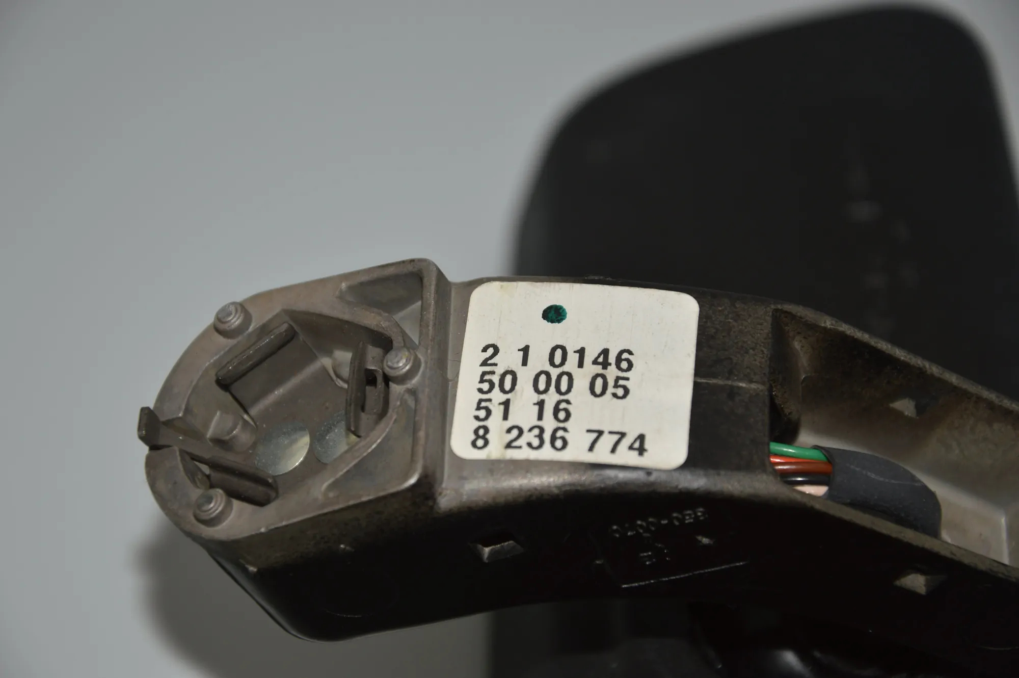 Interior Rear View Mirror – OEM 8236774 · BMW 5 (E39) 530 i 2001 – 3