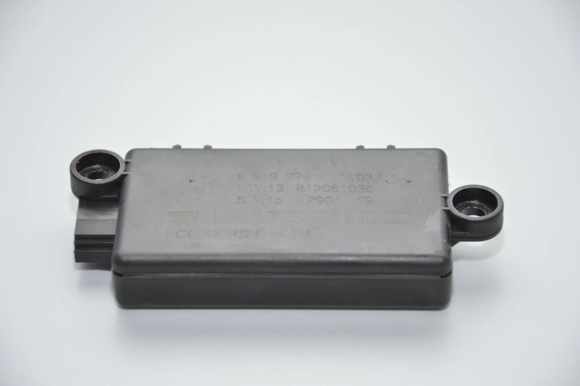 Other Control Units – OEM 6949226 · BMW 6 (E63) 645 Ci 2004