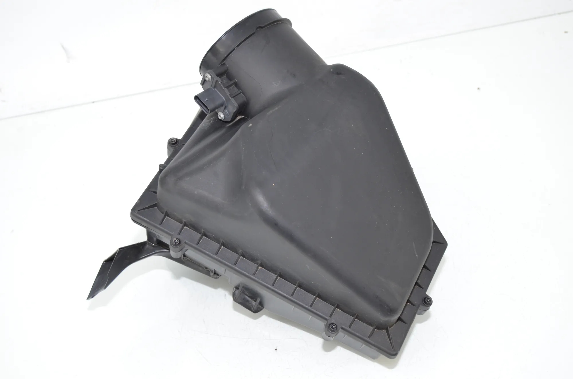 Air Filter Box – OEM 8575714 · BMW 7 (G11, G12) 750 d, Ld xDrive 2016 – 3