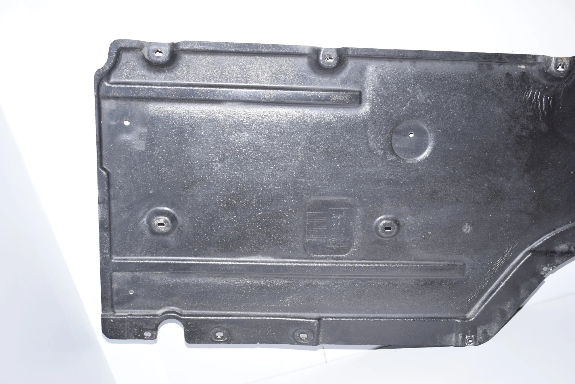Right Side Underbody Cover – OEM 7485061 · BMW 6 (E63) 645 Ci 2004 – 3