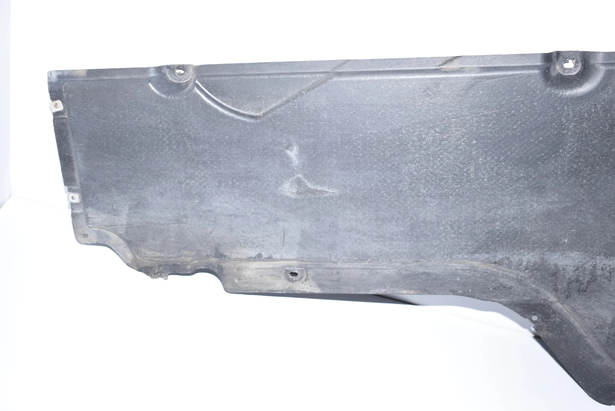 Right Side Underbody Cover – OEM 7485061 · BMW 6 (E63) 645 Ci 2004 – 5