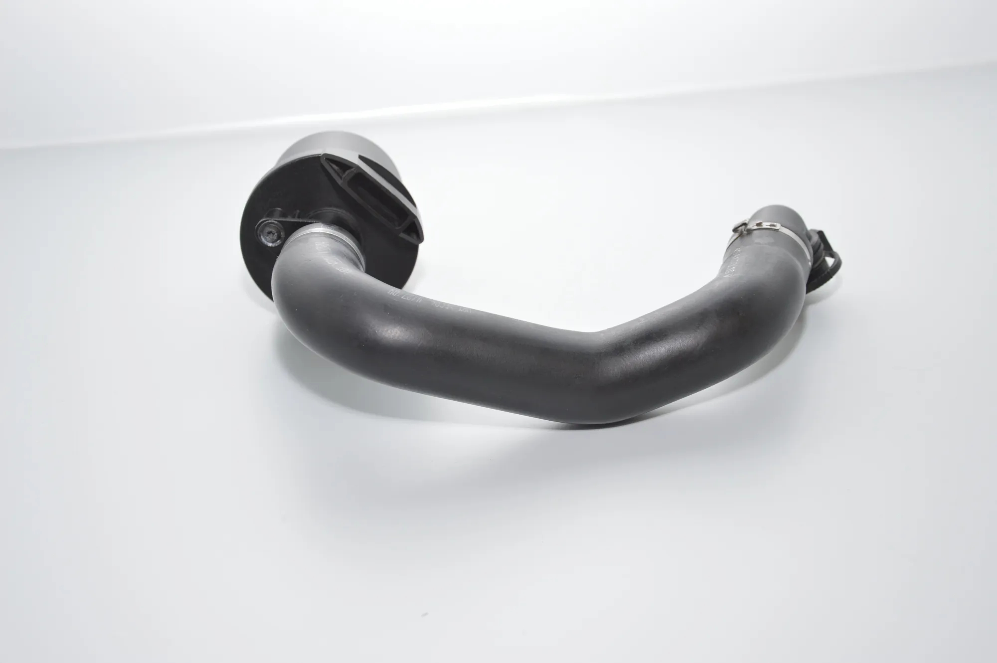 Pipe Hose – OEM 7520825 · BMW 6 (E63) 645 Ci 2004 – 5