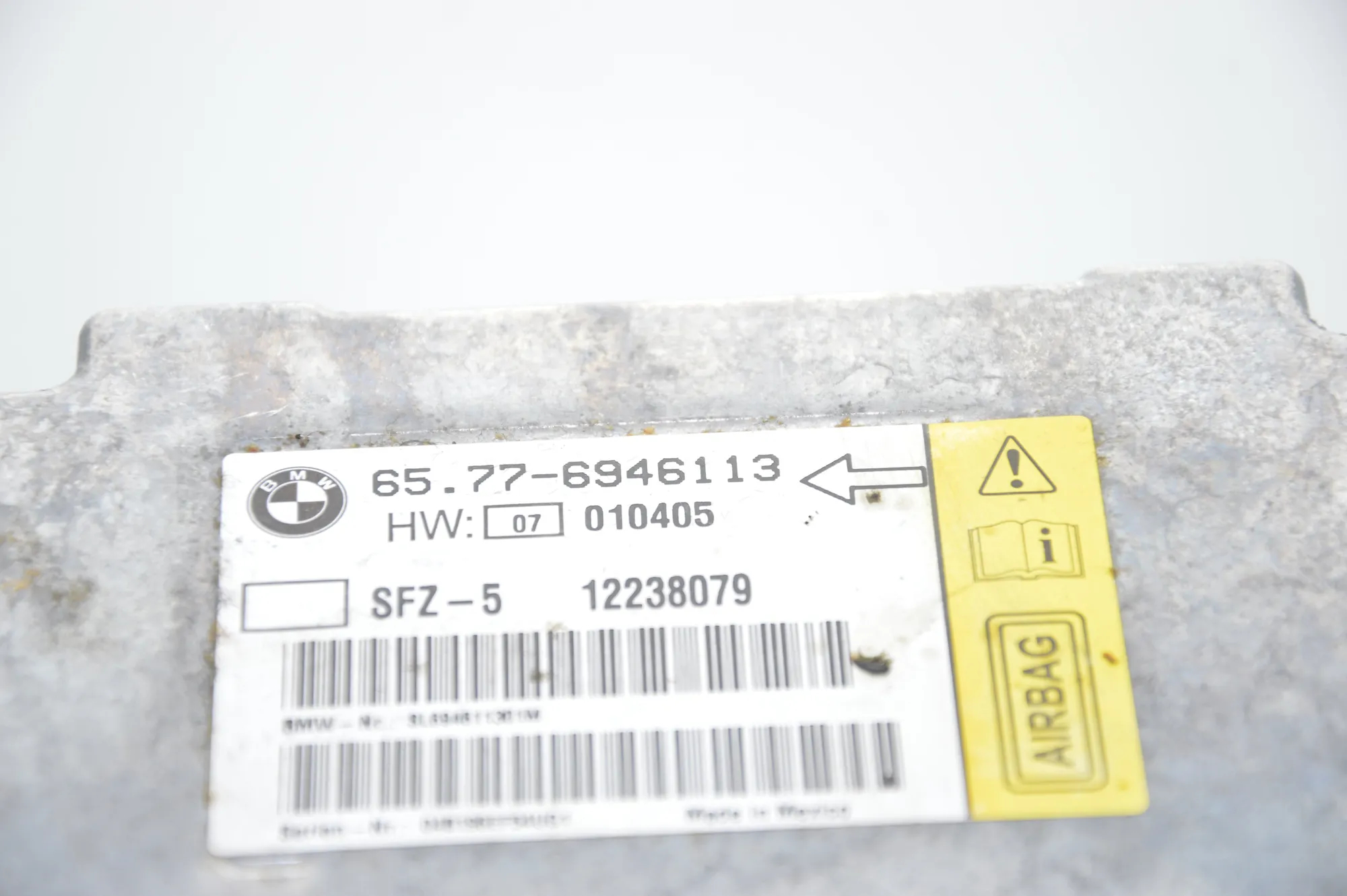 SRS Control Unit – OEM 6946113 · BMW 6 (E63) 645 Ci 2004 – 7
