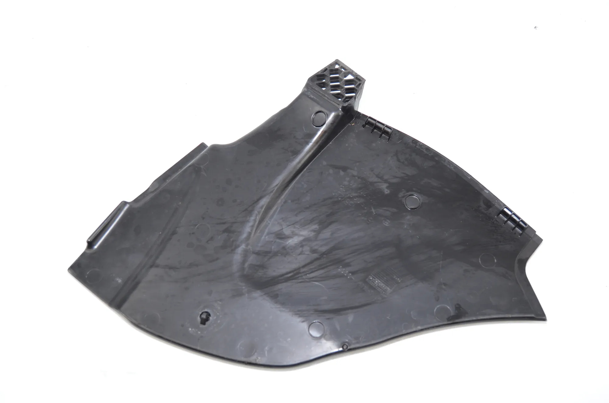 Front Wiper Cowl Trim – OEM 7357239 · BMW 7 (G11, G12) 750 d, Ld xDrive 2016 – 3