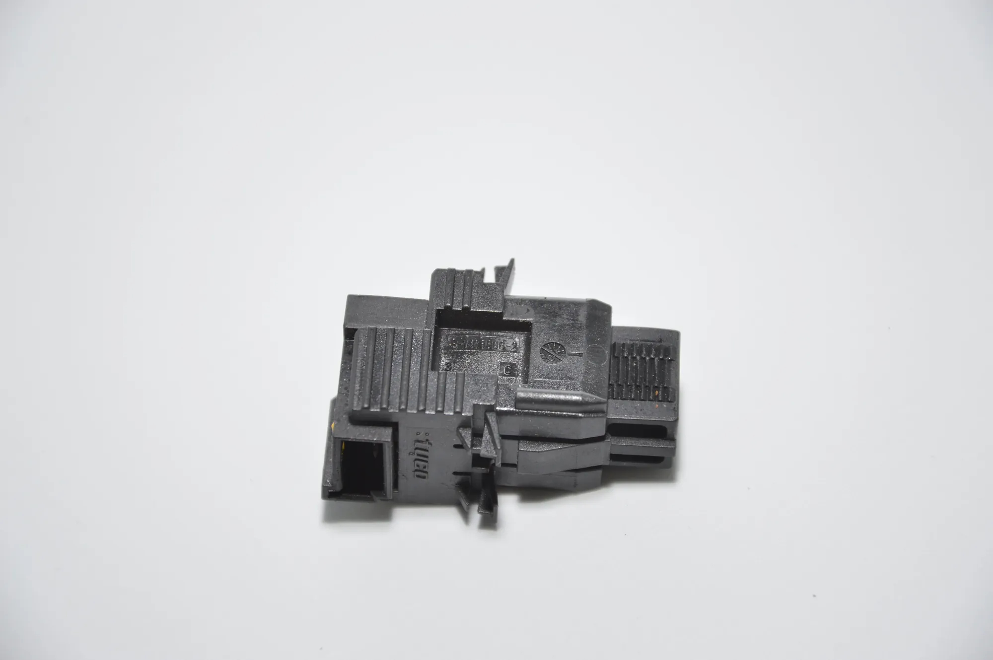 Other Control Units – OEM 1468896 · BMW 6 (E63) 645 Ci 2004 – 4