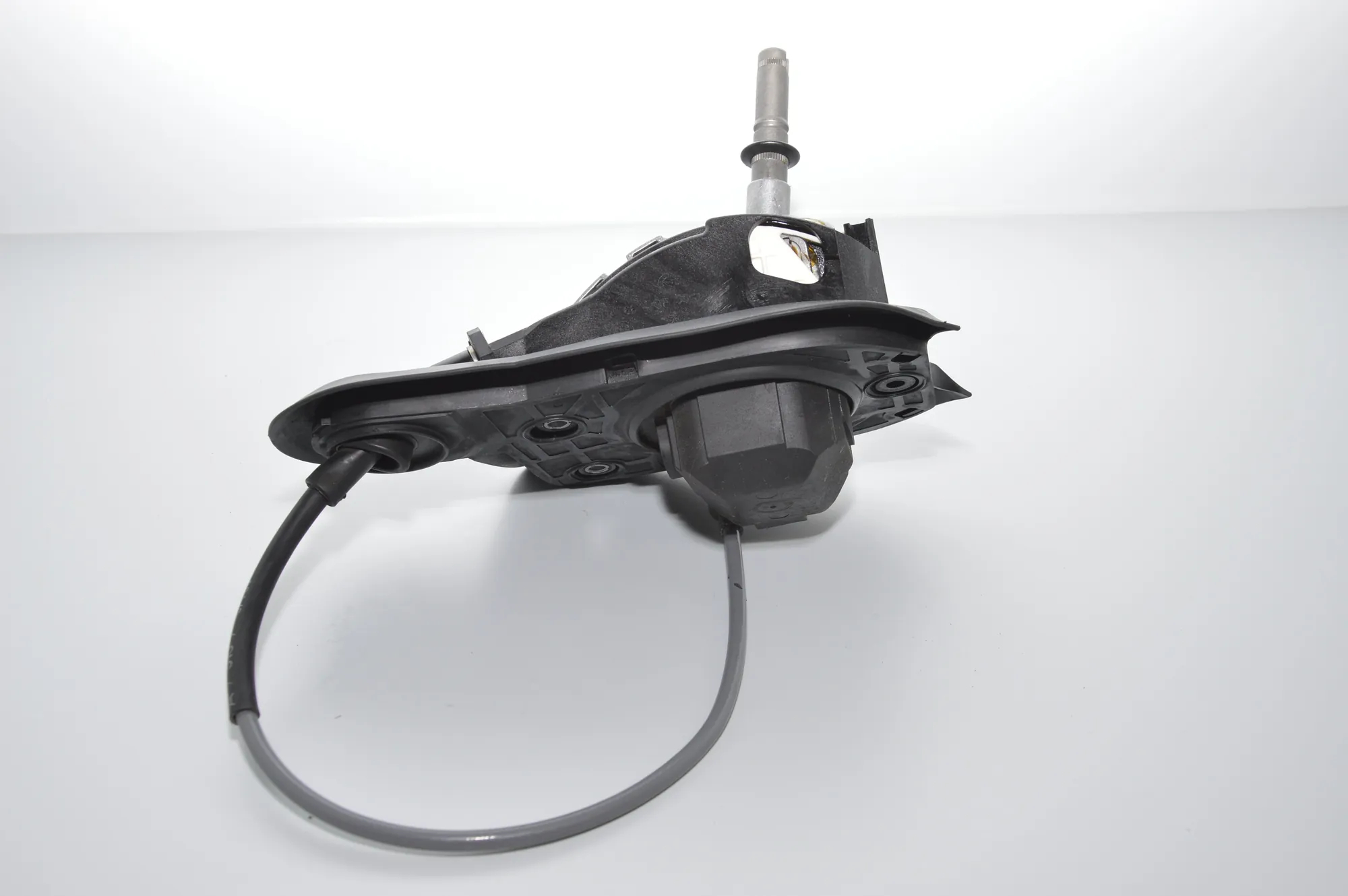 Gear Shifting Mechanism – OEM 7541795 · BMW 6 (E63) 645 Ci 2004 – 5