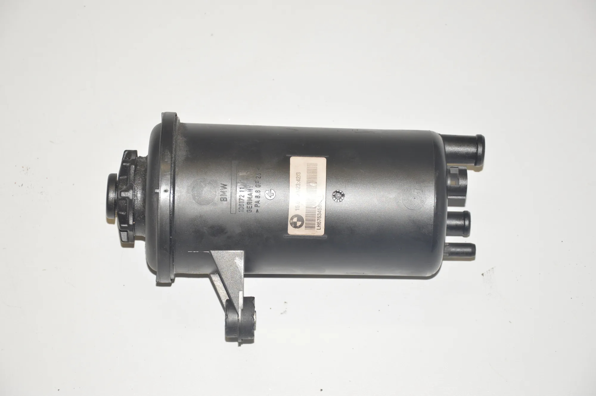 Power Steering Pump Tank – OEM 6763458 · BMW 6 (E63) 645 Ci 2004