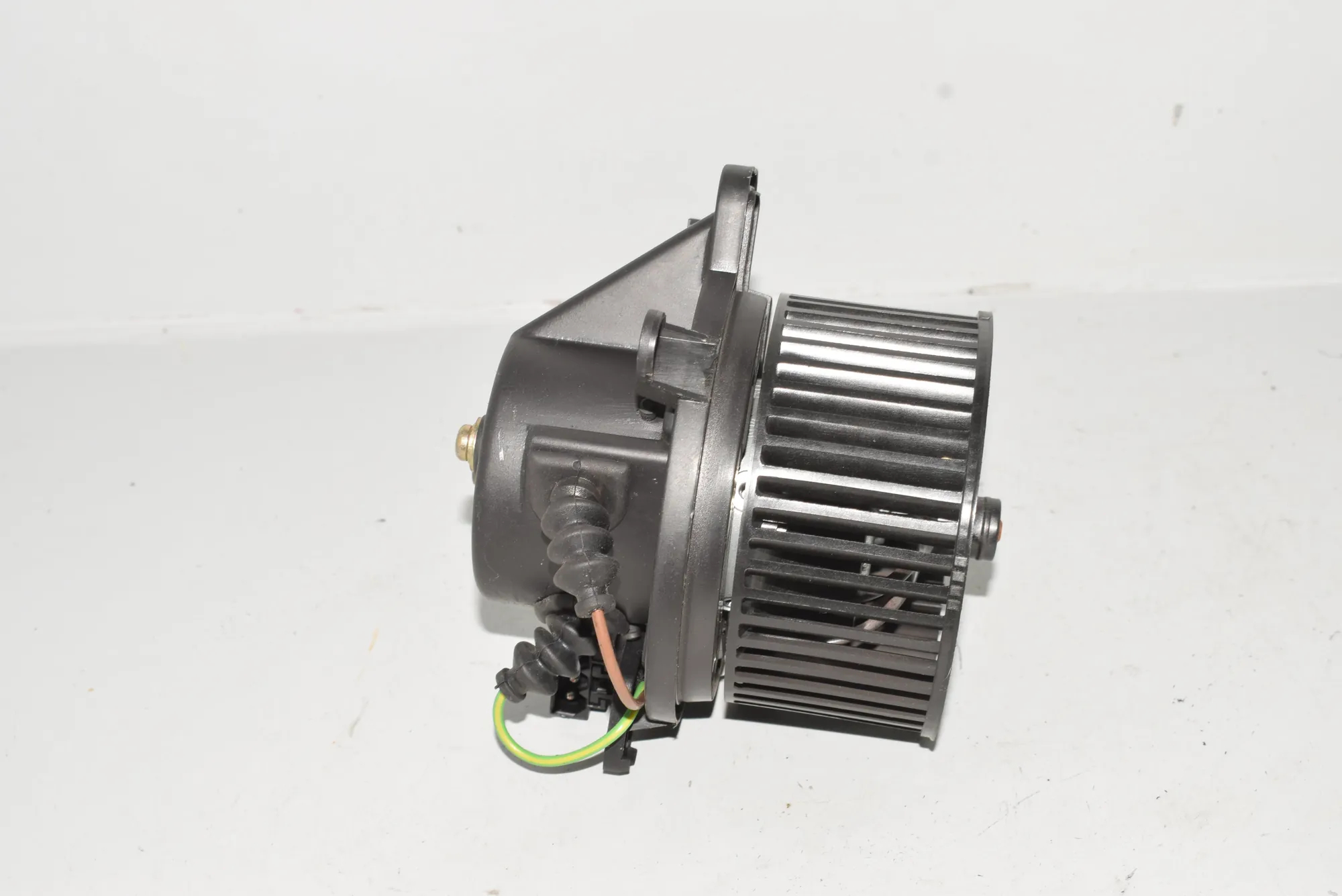 Heater Blower Fan – OEM 61252017 · BMW X5 (E53) 4.4 i 2003 – 2