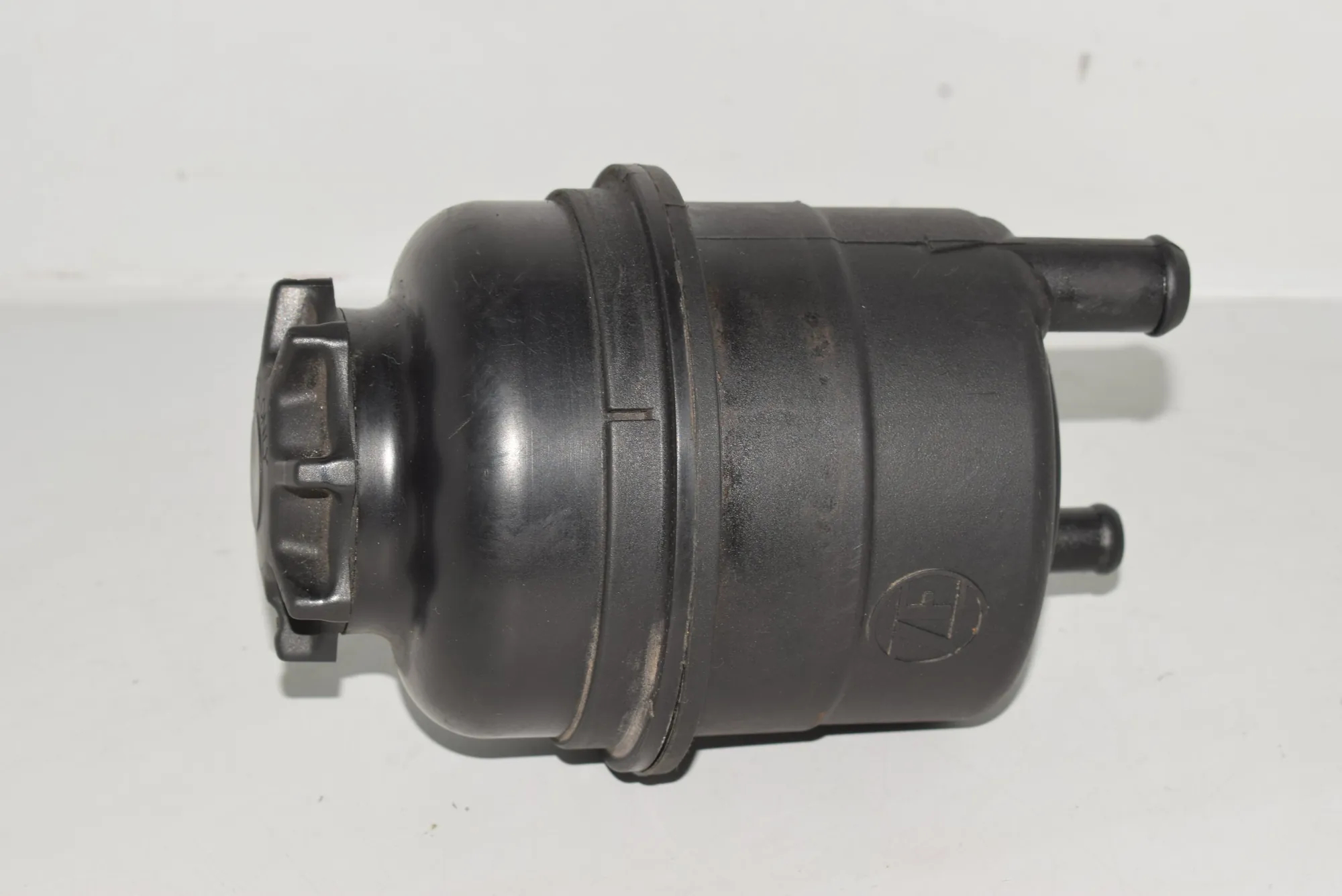 Power Steering Pump Tank – OEM 1097164 · BMW X5 (E53) 4.4 i 2003 – 2