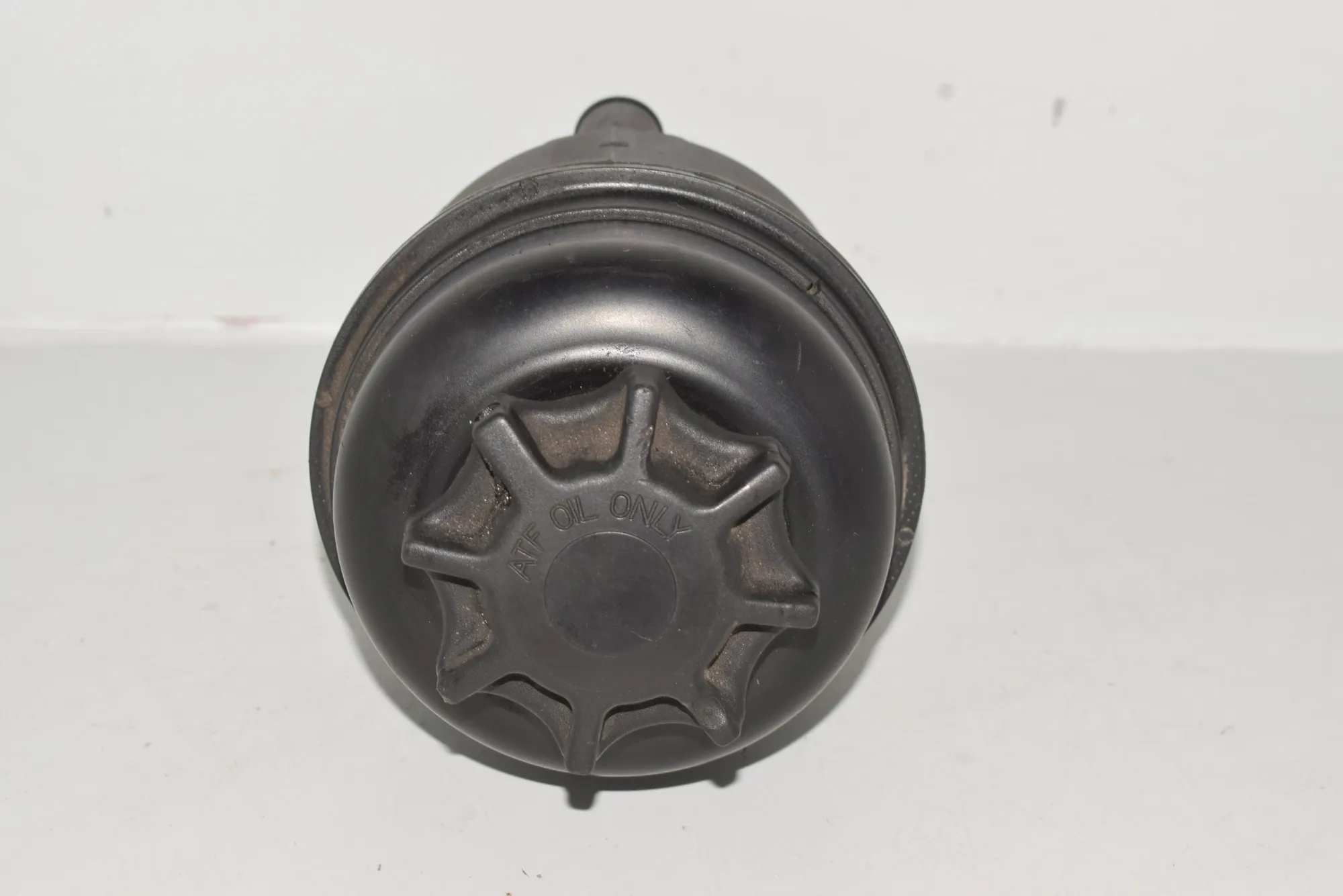 Power Steering Pump Tank – OEM 1097164 · BMW X5 (E53) 4.4 i 2003