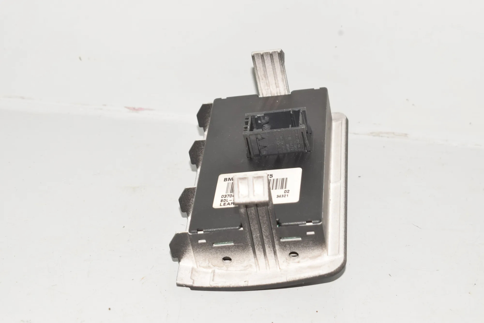Headlight Switch Control Unit – OEM 6909775 · BMW X5 (E53) 4.4 i 2003 – 3