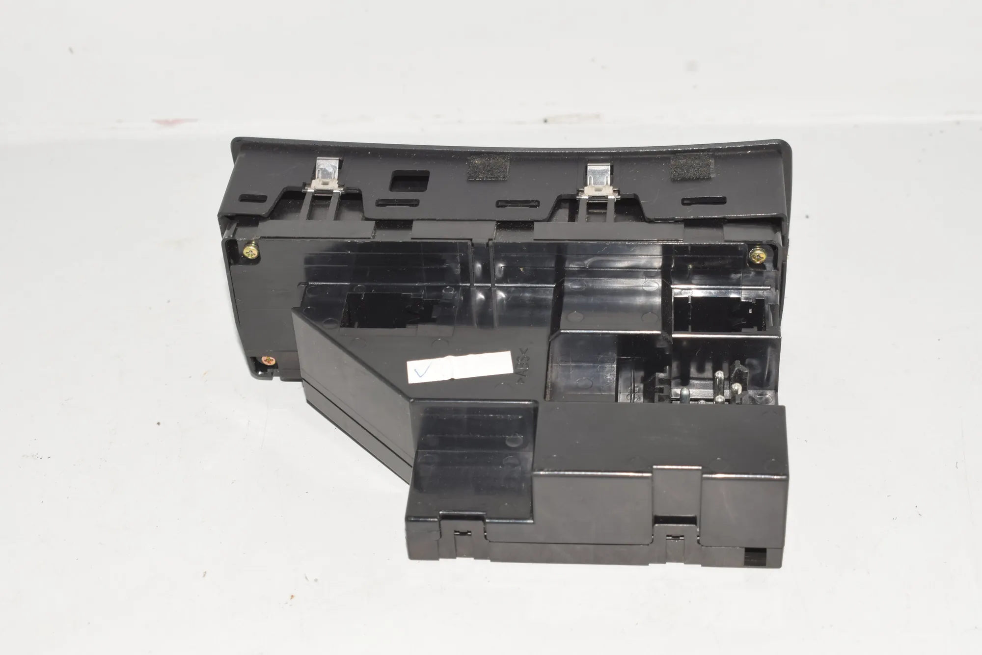 Front Left Door Window Switch – OEM 6944556 · BMW X5 (E53) 4.4 i 2003 – 2