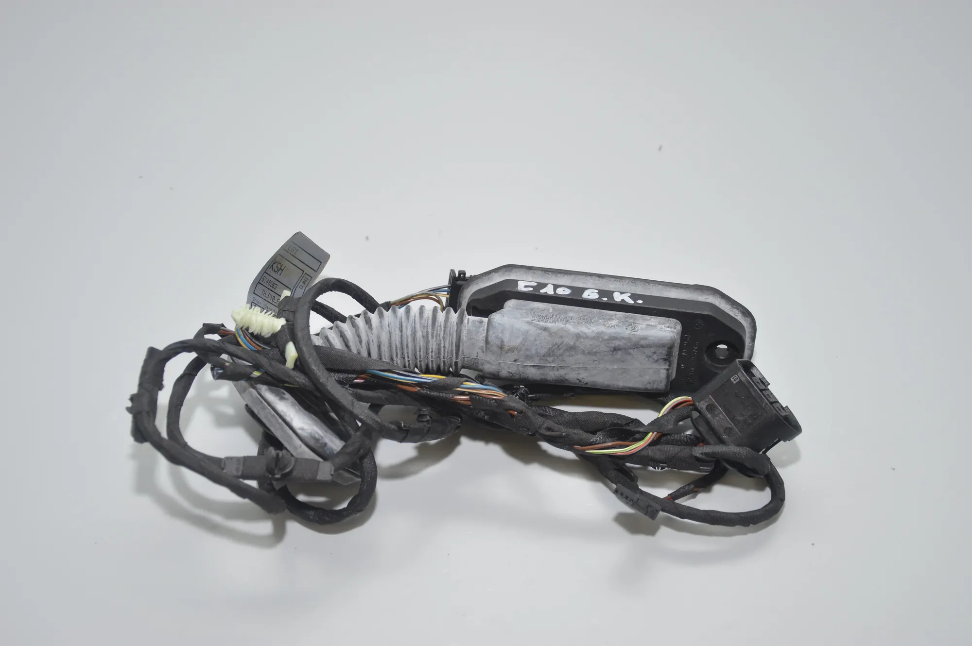 Rear Right Door Wiring – OEM 9240898 · BMW 5 (F10) BMW 5 (F10) 2011 – 2