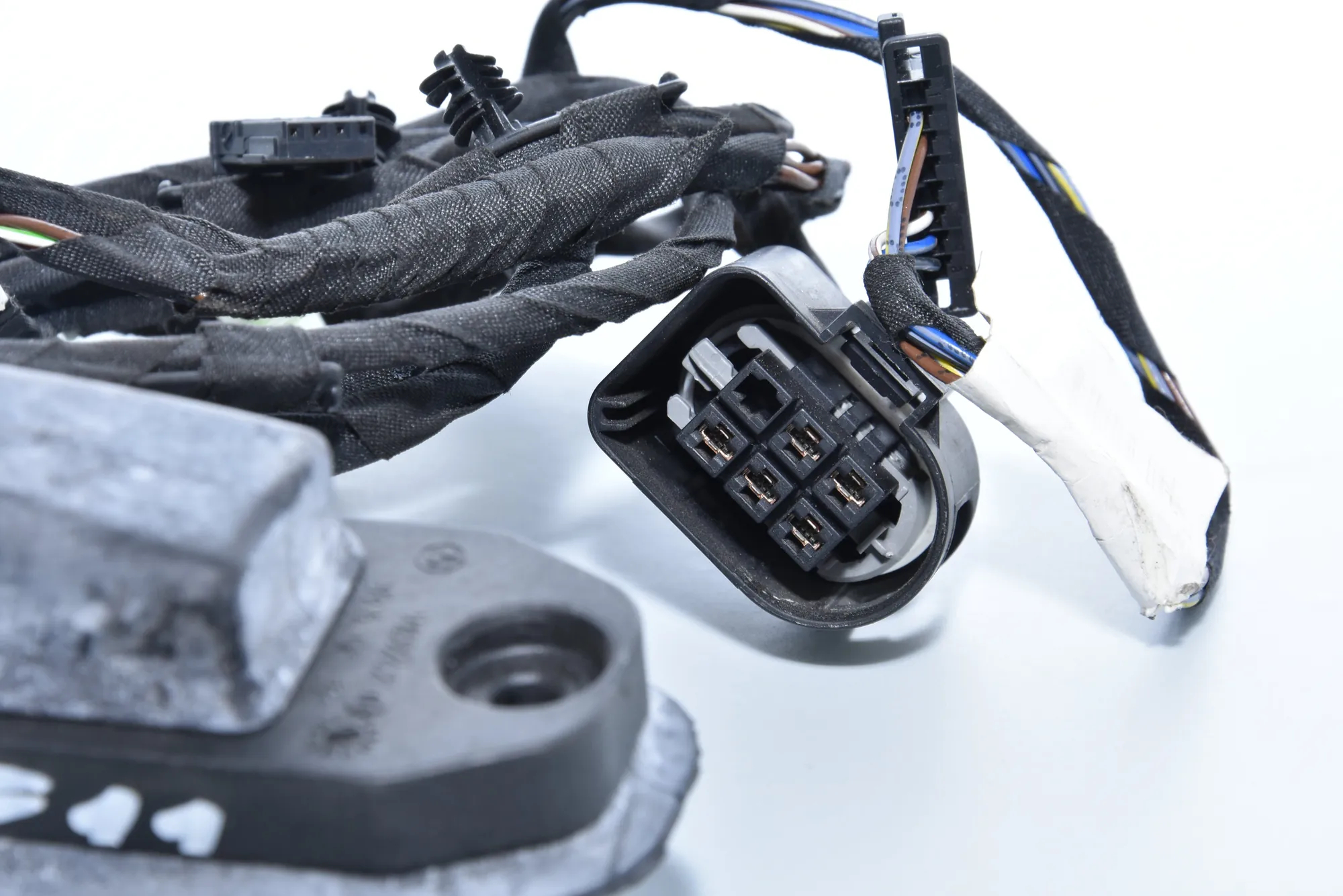 Rear Right Door Wiring – OEM 9256017 · BMW 5 Touring (F11) BMW 5 Touring (F11) 2011 – 5