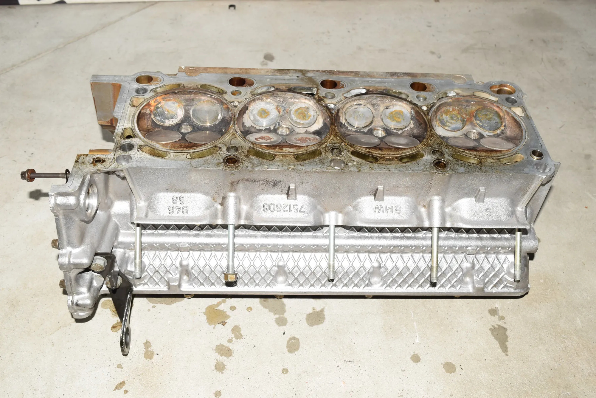 Engine Cylinder Head – OEM 7512606 · BMW X5 (E53) BMW X5 (E53) 4.6 is 2002 – 4