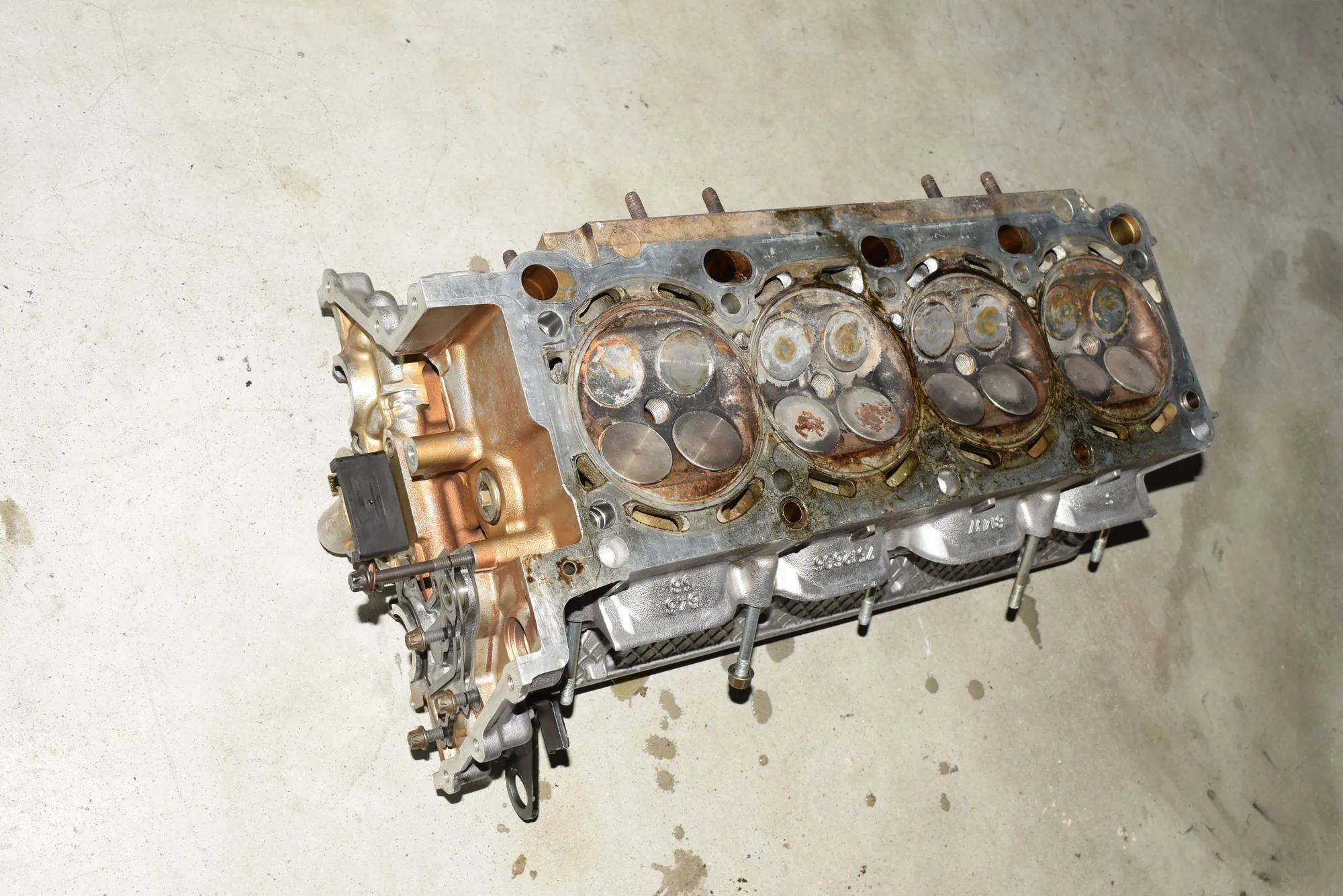 Engine Cylinder Head – OEM 7512606 · BMW X5 (E53) BMW X5 (E53) 4.6 is 2002 – 5