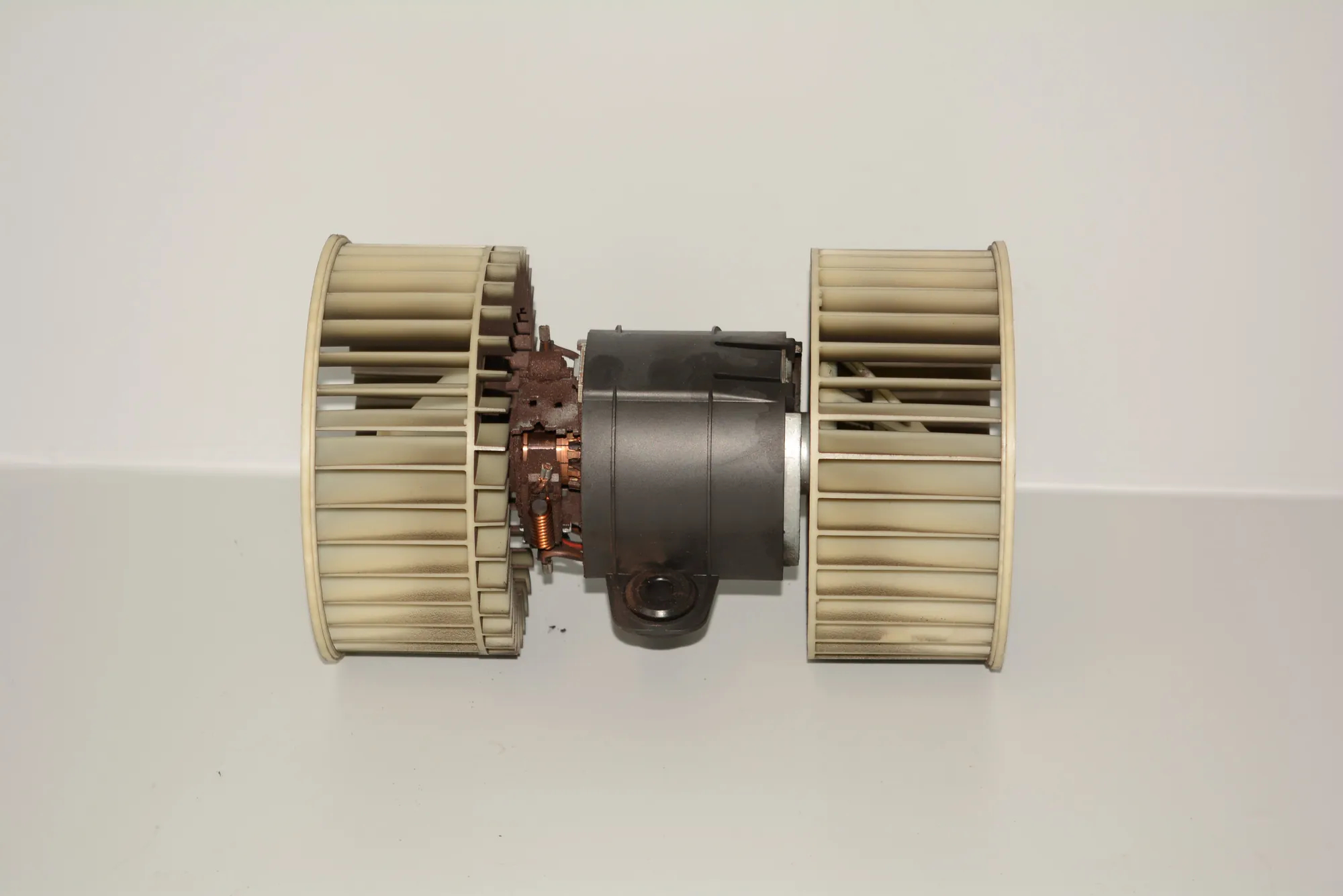 Heater Blower Fan – OEM 8385558 · BMW 5 Touring (E39) 525 d 2003 – 2