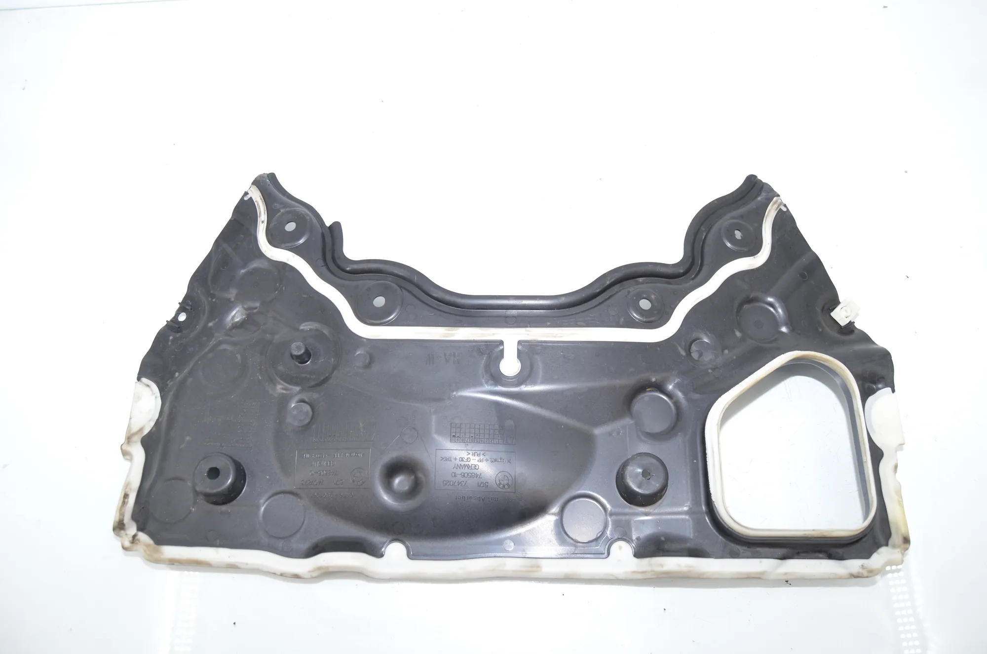 Other Engine Compartment Parts – OEM 7347025 · BMW 7 (G11, G12) 750 d, Ld xDrive 2016 – 3