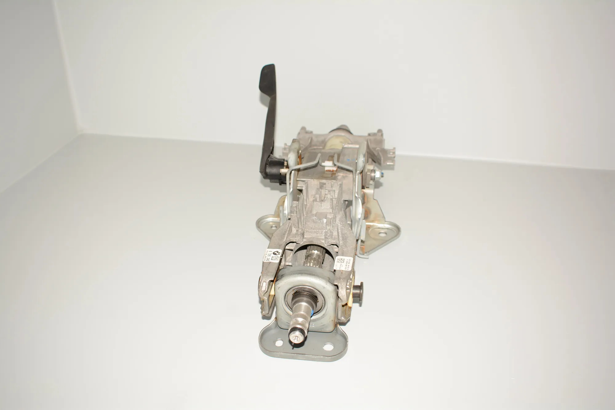 Steering Wheel Adjustment Mechanism – OEM 6795345 · BMW 5 (F10) BMW 5 (F10) 2010 – 2