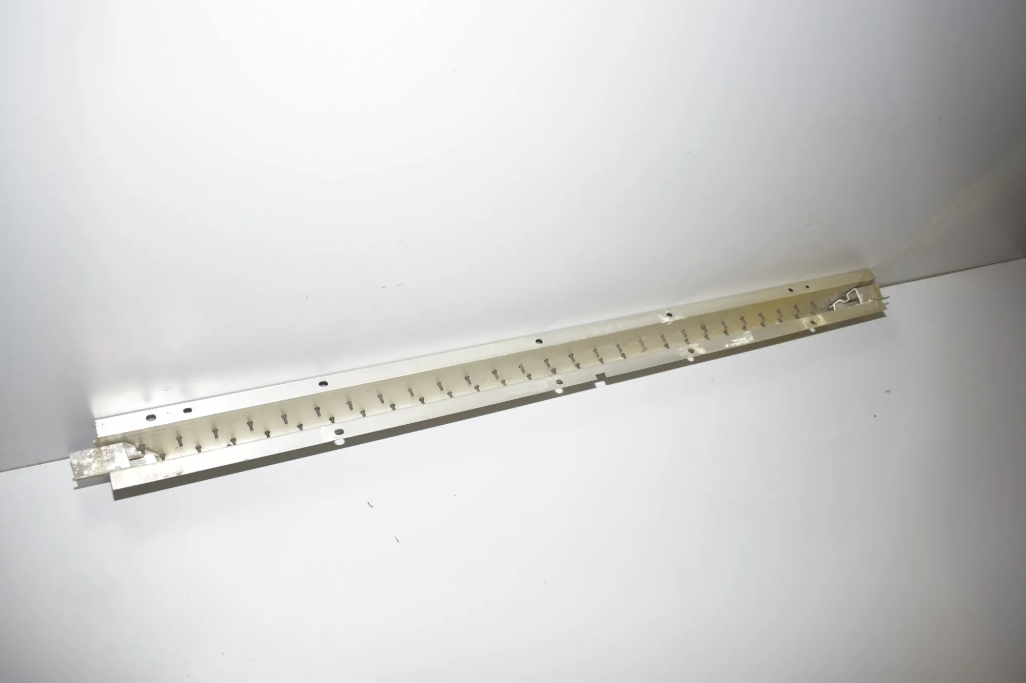 Left Side Metalic Sideskirt Cover – OEM 8403077 · BMW X5 (E53) 4.6 is 2003 – 5