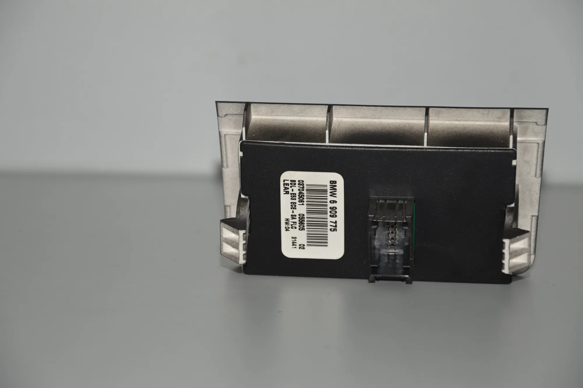 Headlight Switch Control Unit – OEM 6909775 · BMW X5 (E53) 4.6 is 2003 – 4