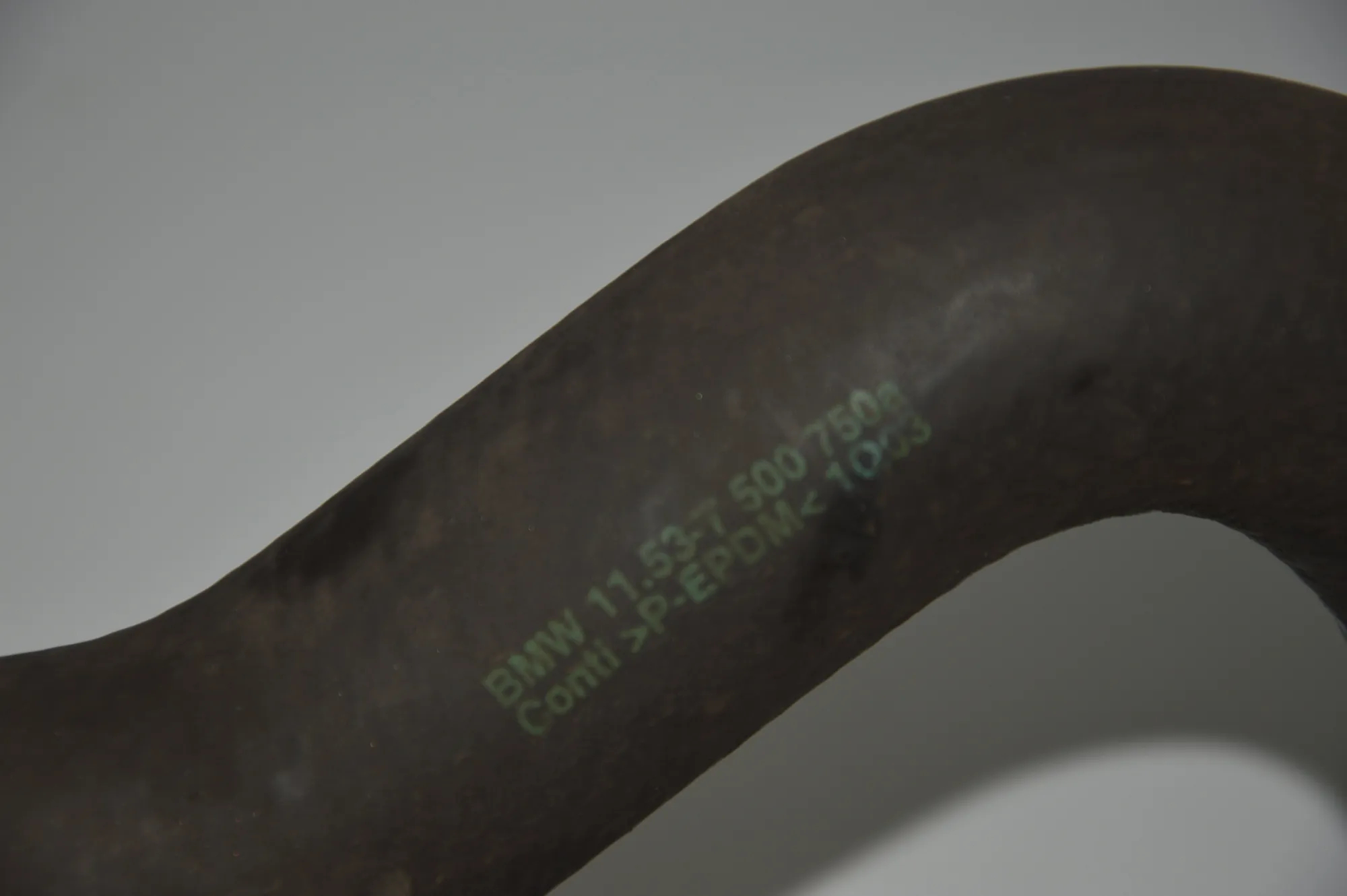 Right Side Cooling Radiator Hose – OEM 7500750 · BMW X5 (E53) 4.6 is 2003 – 2