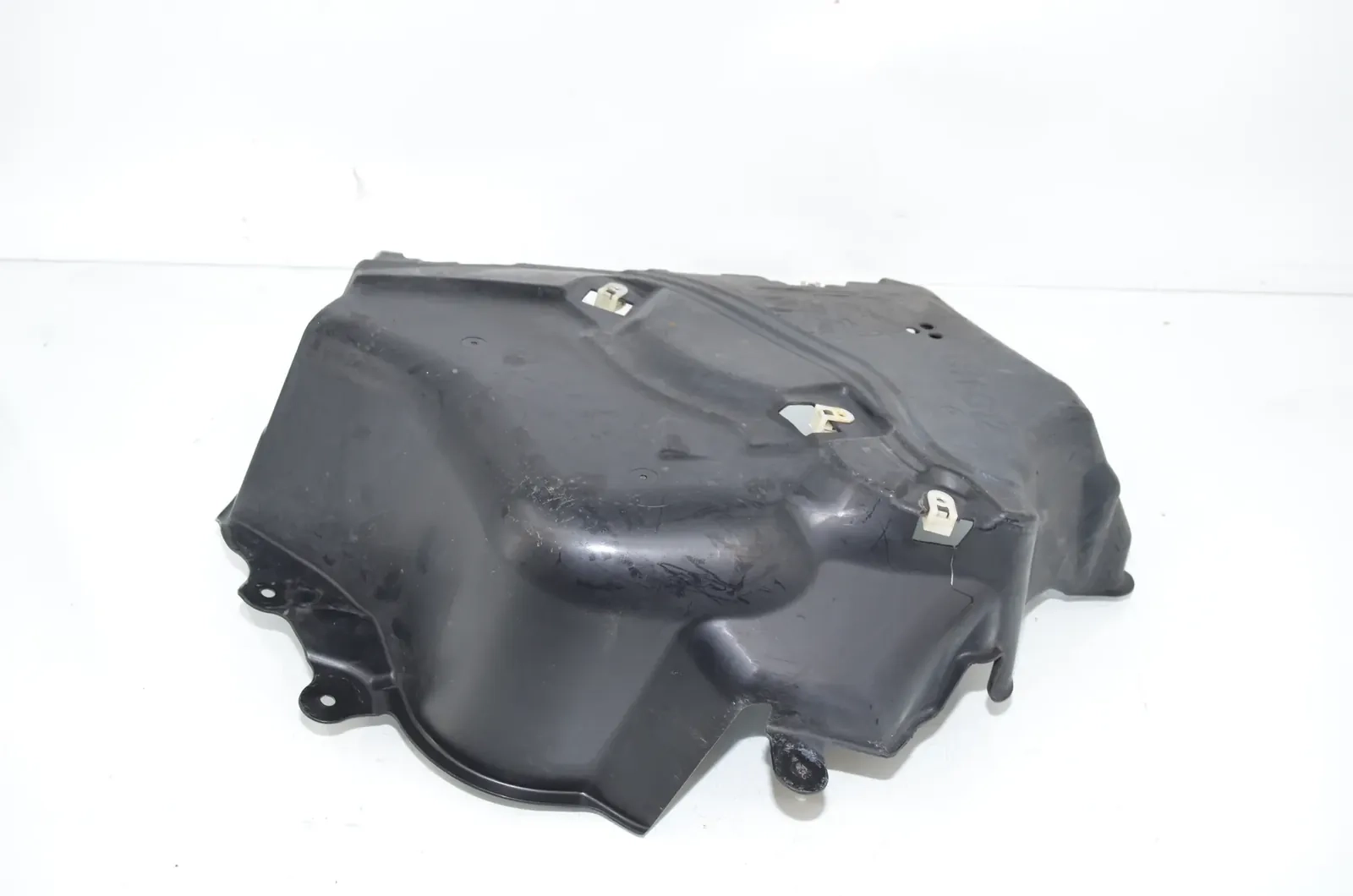 Rear Right Underbody Cover – OEM 7351646 · BMW 7 (G11, G12) 750 d, Ld xDrive 2016 – 3