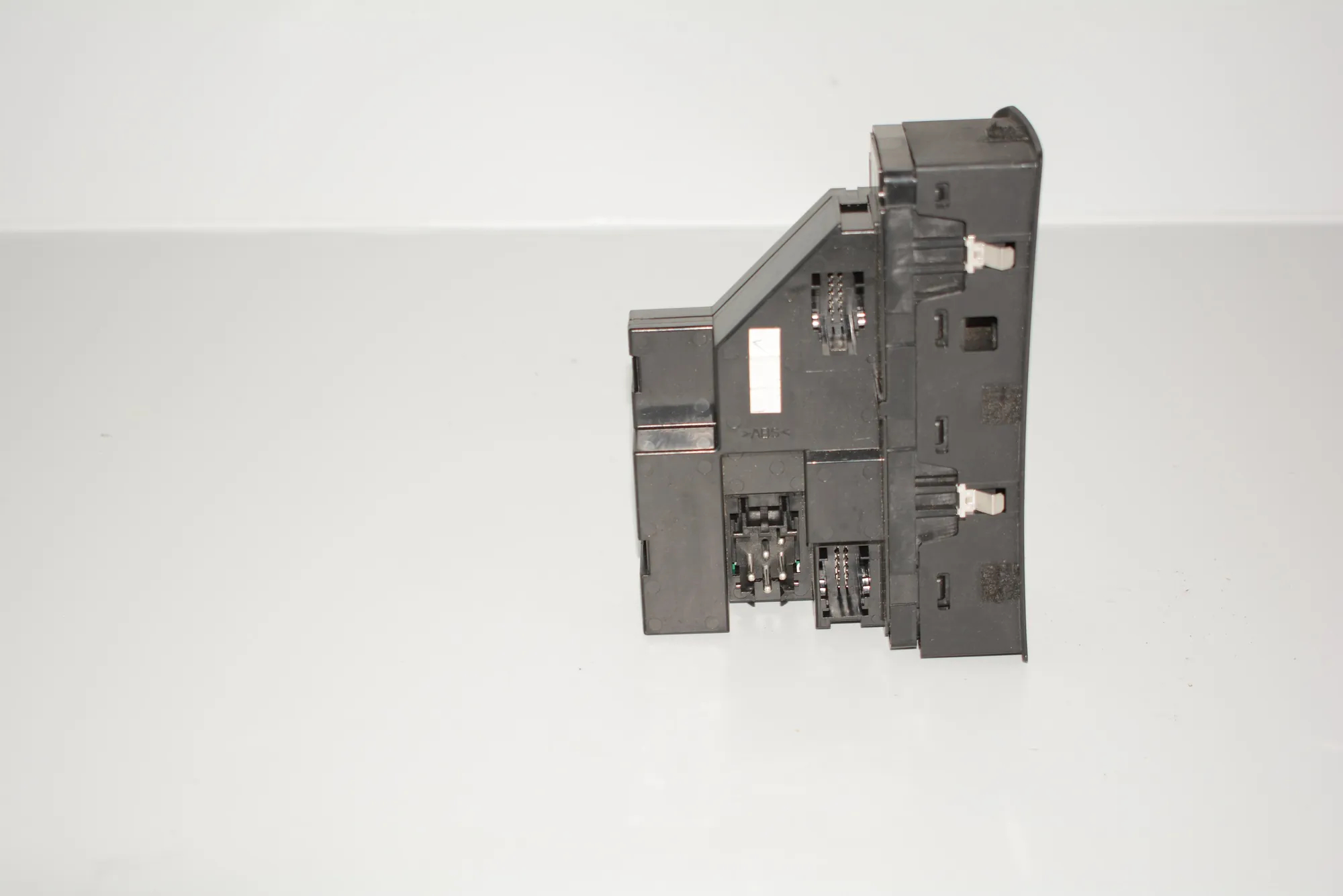 Front Left Door Window Switch – OEM 6937484 · BMW X5 (E53) 4.6 is 2003 – 2