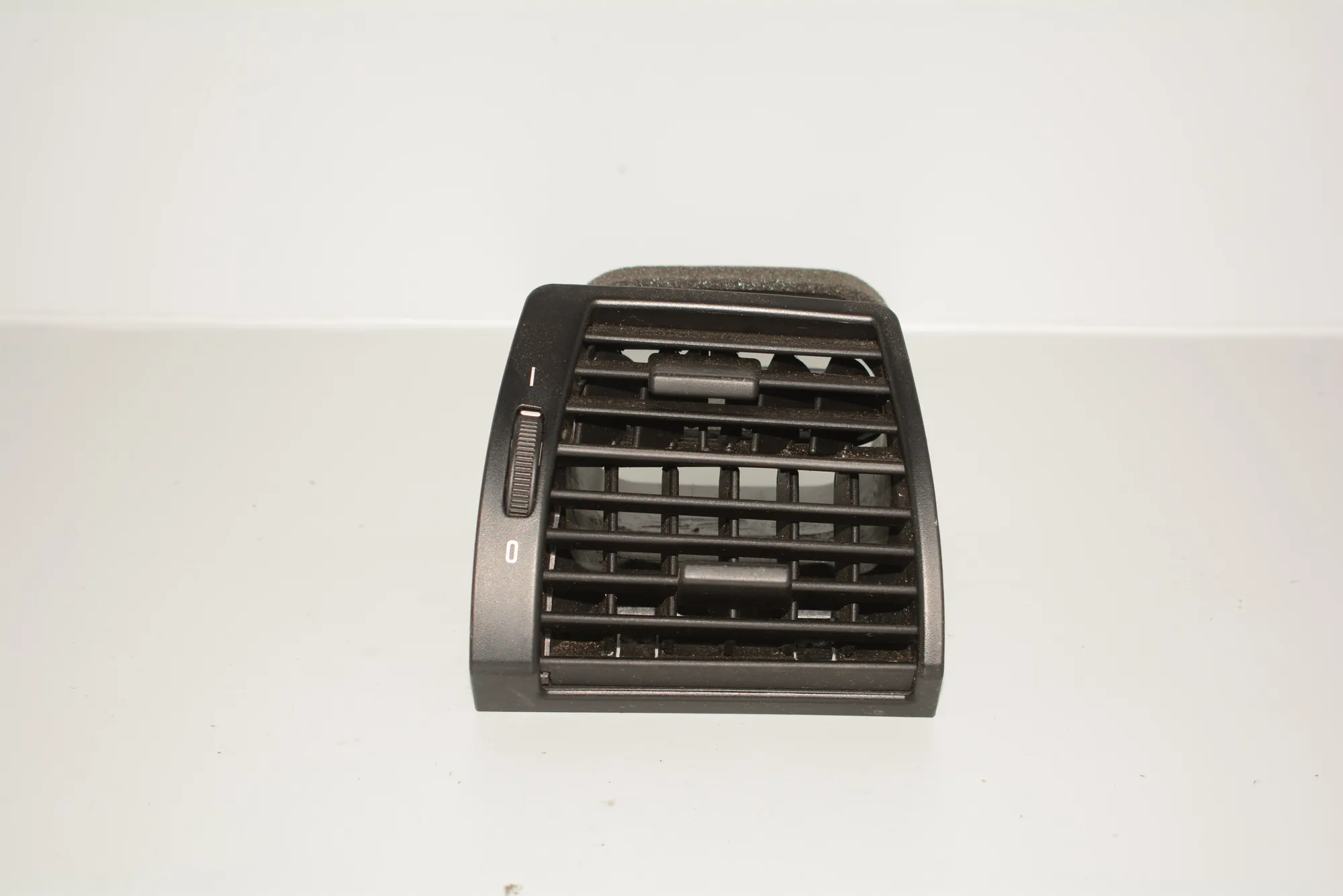 Dashboard Air Vents – OEM 8402216 · BMW X5 (E53) 4.6 is 2003
