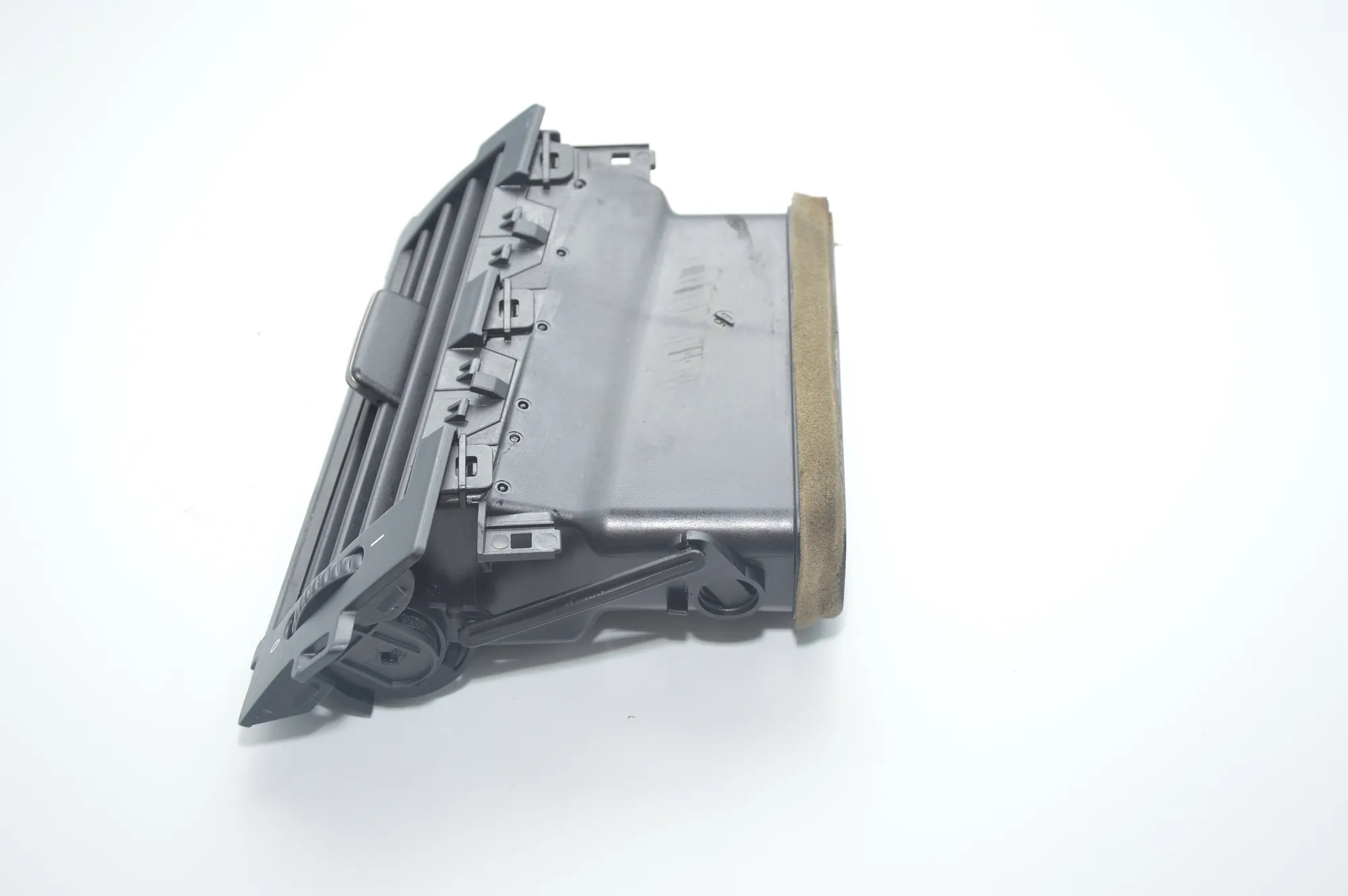 Dashboard Air Vents – OEM 6910731 · BMW 5 (E60) 525 d 2007 – 2