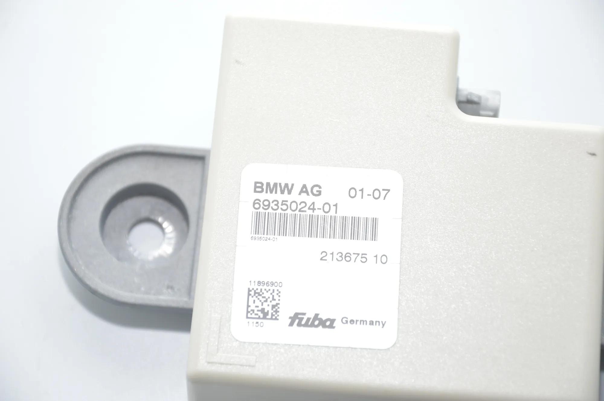 Antenna – OEM 6935024 · BMW 5 (E60) 525 d 2007 – 6