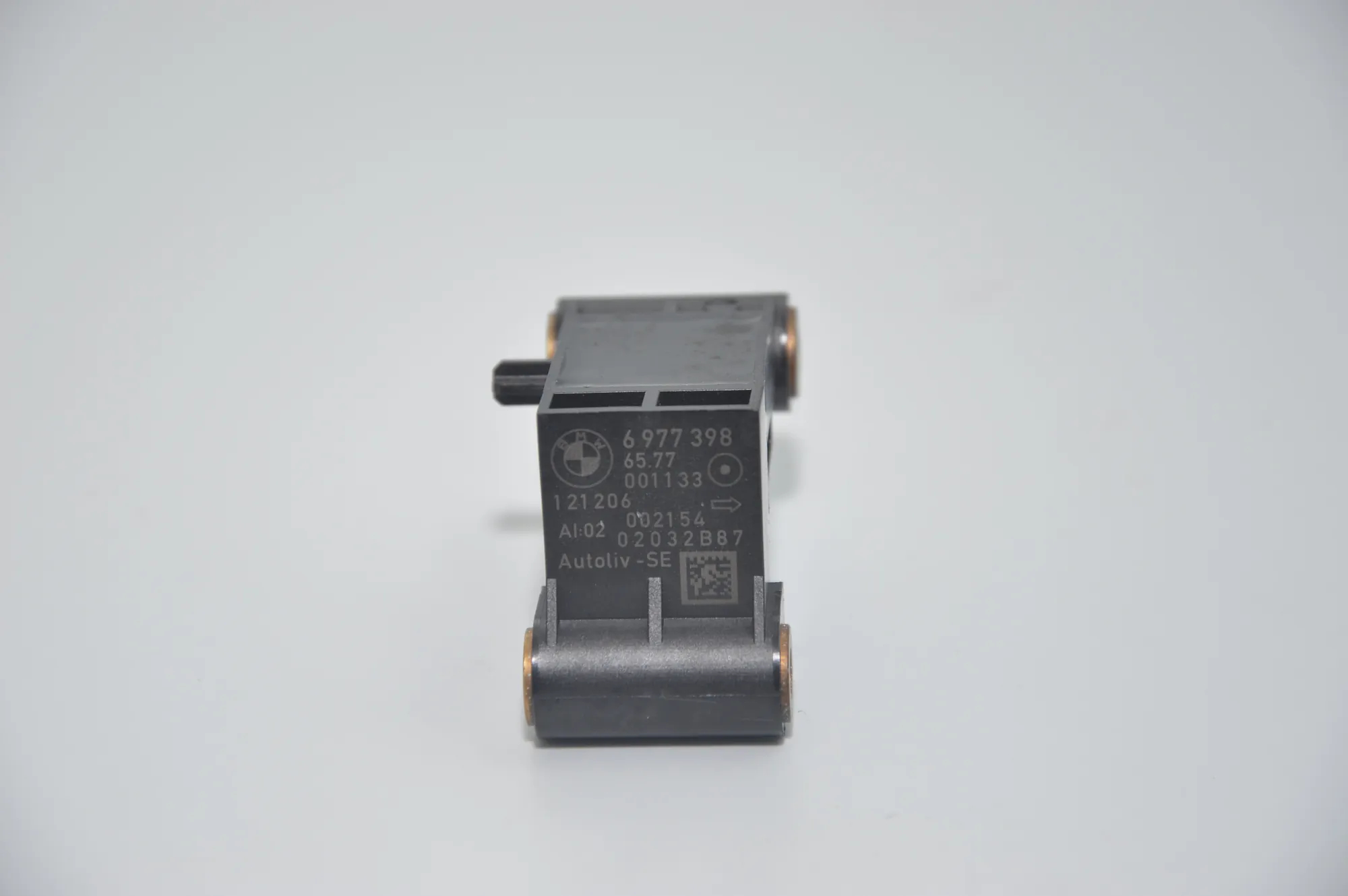 Front Right Impact Sensor – OEM 6977398 · BMW 5 (E60) 525 d 2007 – 4