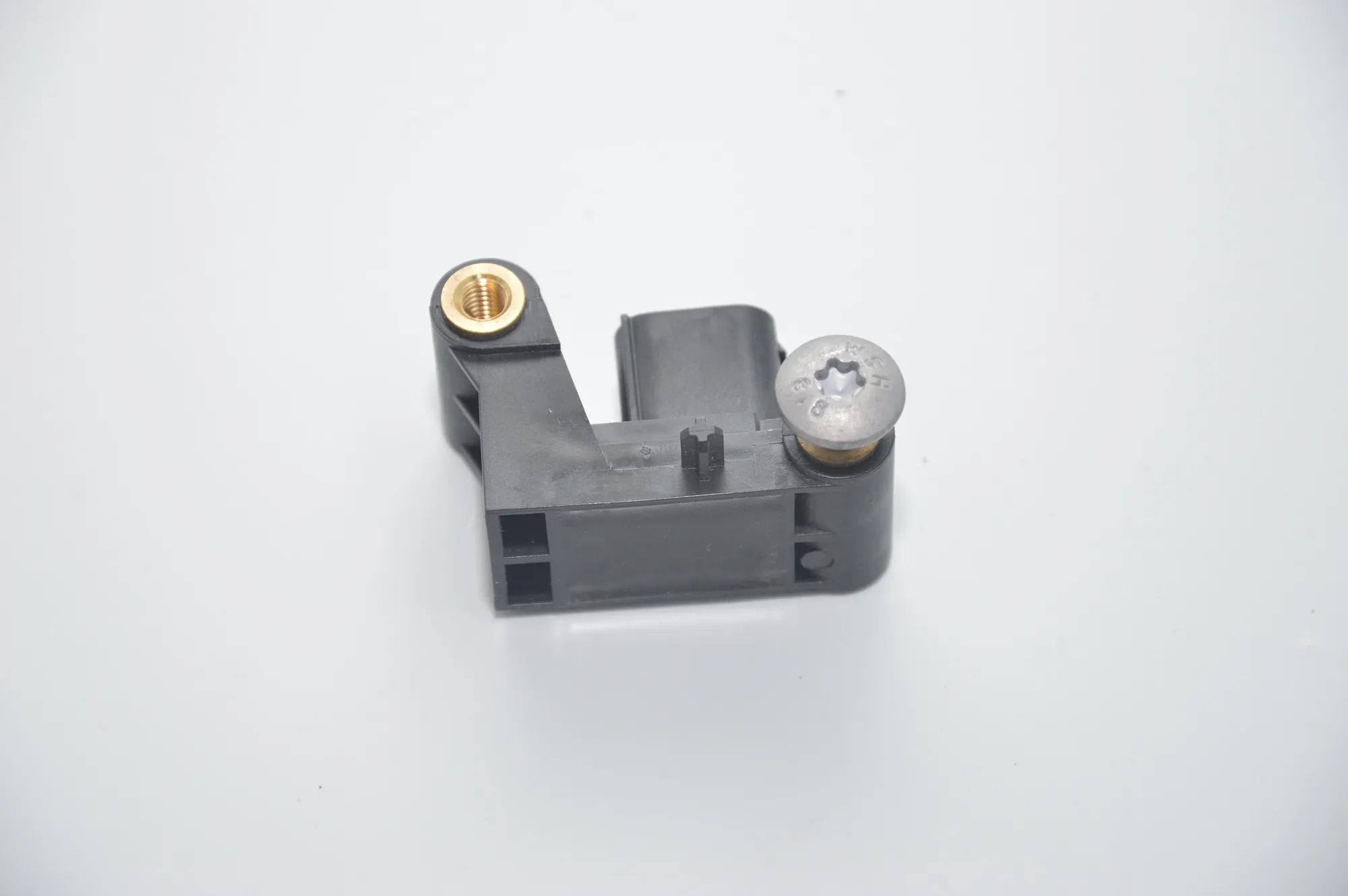 Front Left Impact Sensor – OEM 6977398 · BMW 5 (E60) 525 d 2007 – 4
