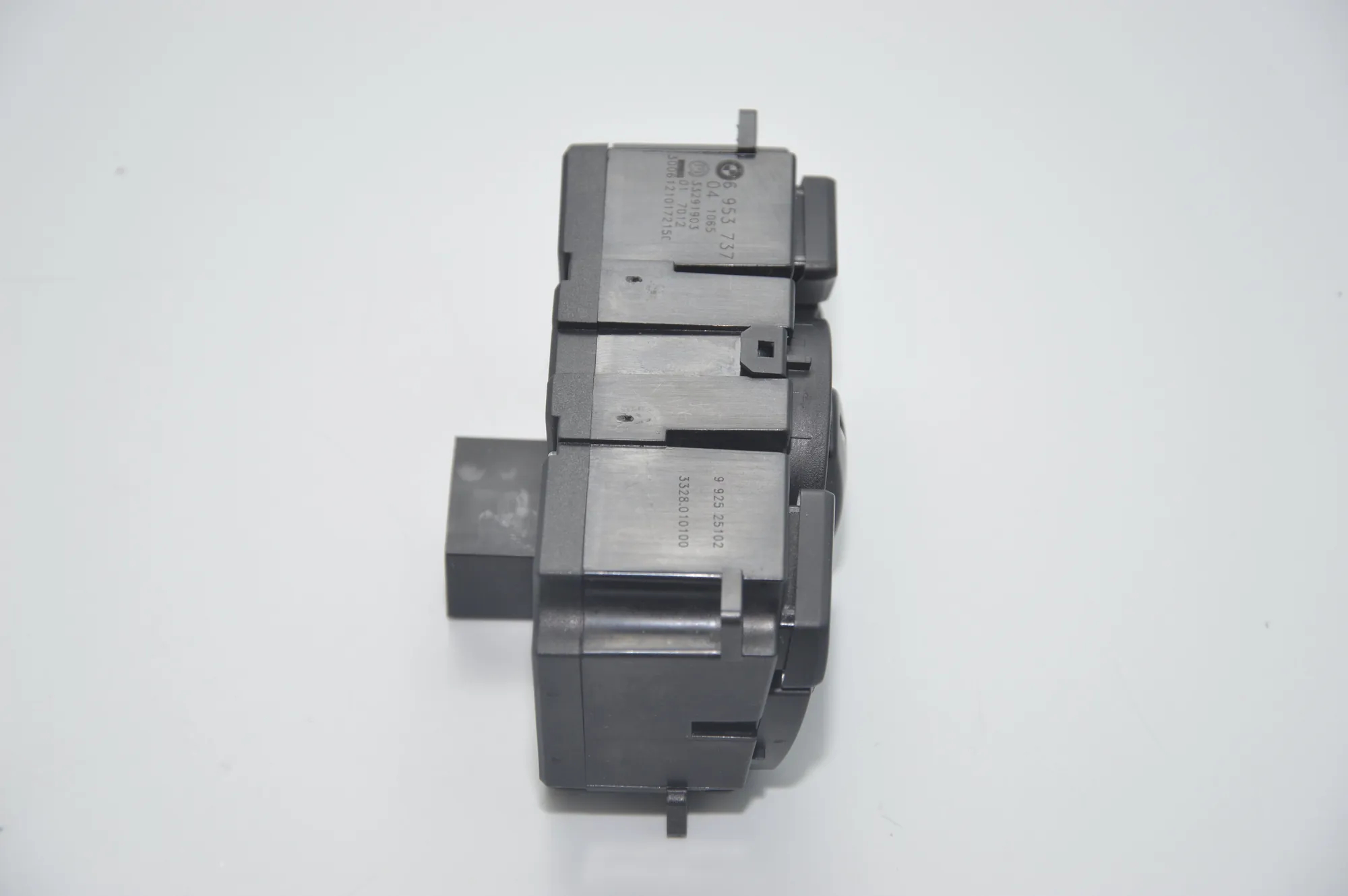 Headlight Switch Control Unit – OEM 6953737 · BMW 5 (E60) 525 d 2007 – 3