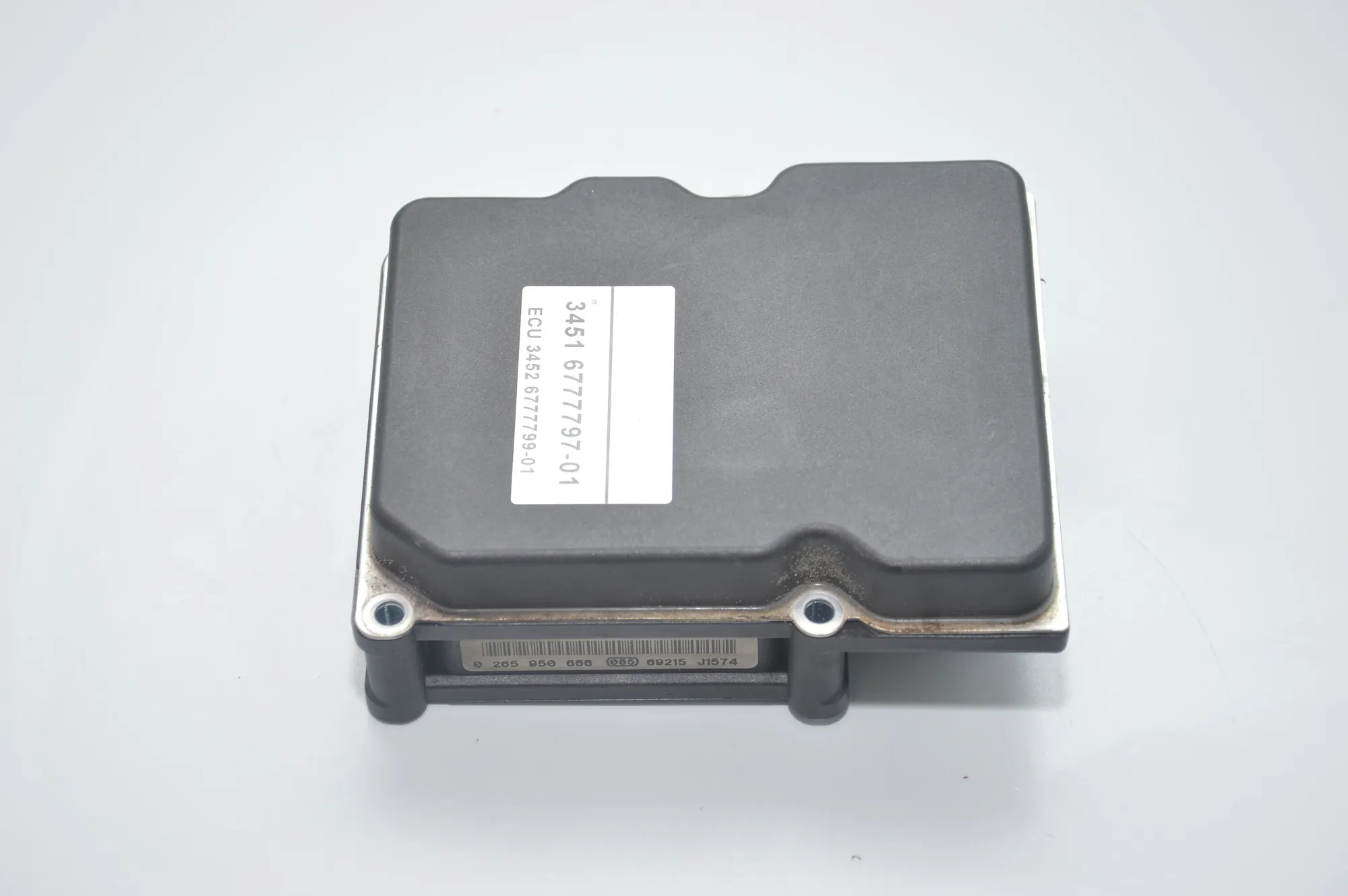 ABS Pump – OEM 6777797 · BMW 5 (E60) 525 d 2007 – 5