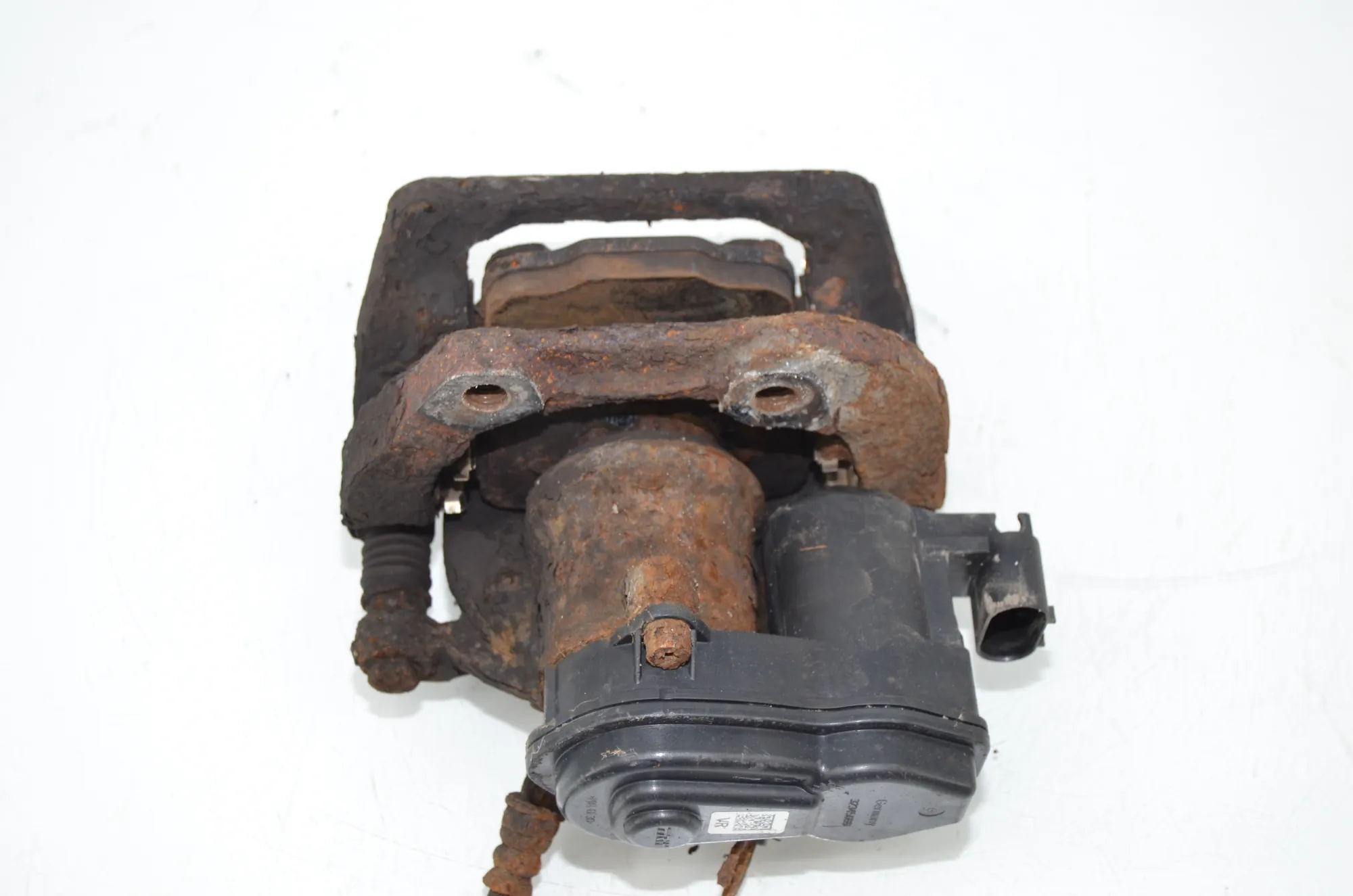 Rear Right Brake Caliper – OEM 6793048 · BMW 5 Touring (F11) 530 d xDrive 2011 – 4