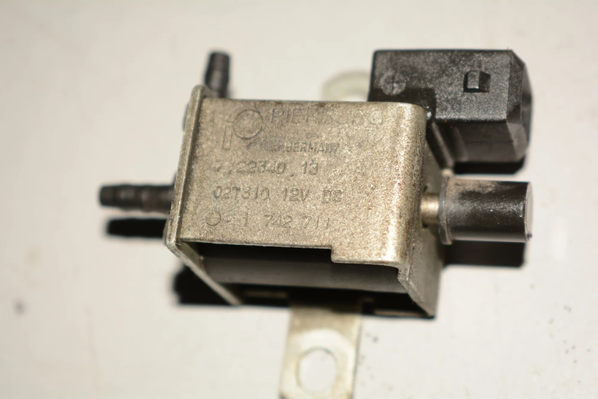 Solenoid Valve – OEM 1742711 · BMW X5 (E53) BMW X5 (E53) 4.4 i 2004 – 5