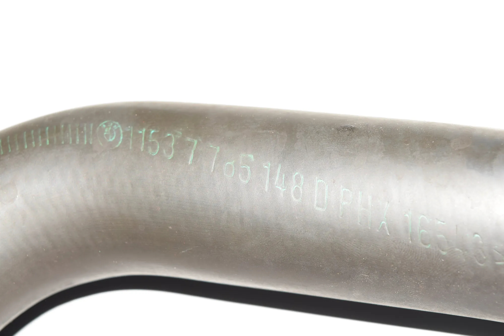 Right Side Cooling Radiator Hose – OEM 7785148 · BMW 5 (E39) BMW 5 (E39) 1999 – 3