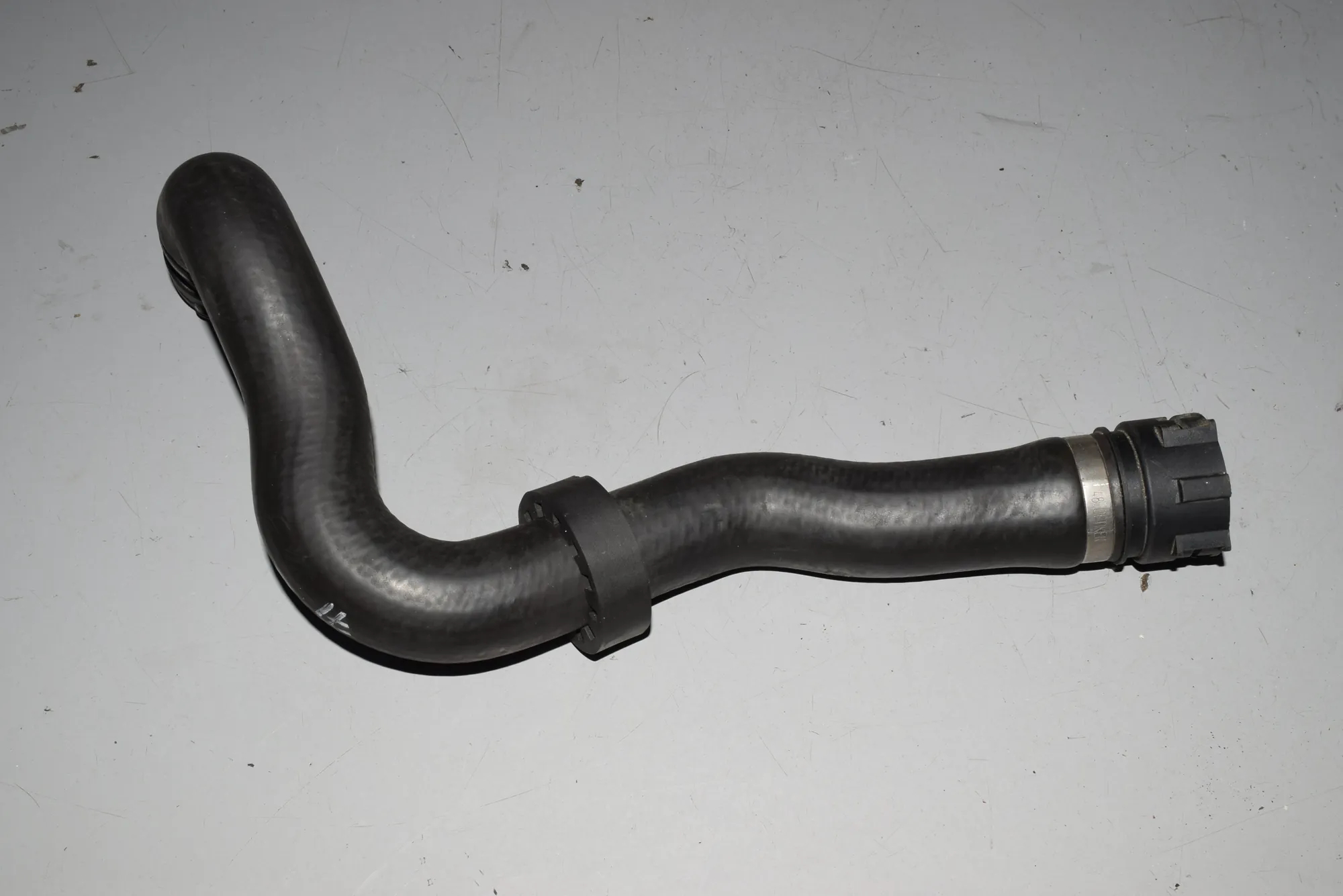 Right Side Cooling Radiator Hose – OEM 7503725 · BMW 5 (E39) BMW 5 (E39) 1998 – 2