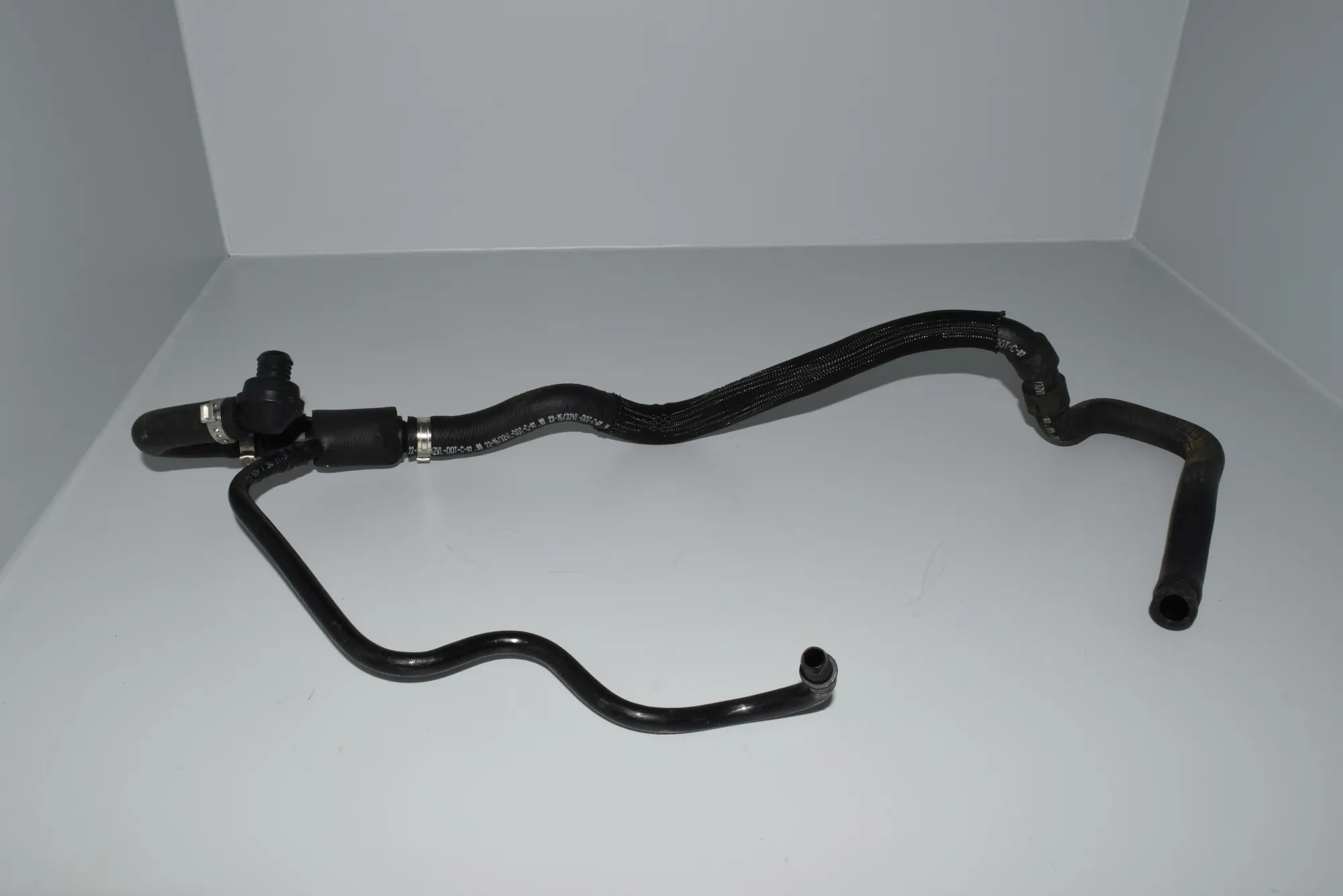 Pipe Hose – OEM 1438809 · BMW 3 (E46) BMW 3 (E46) 2000
