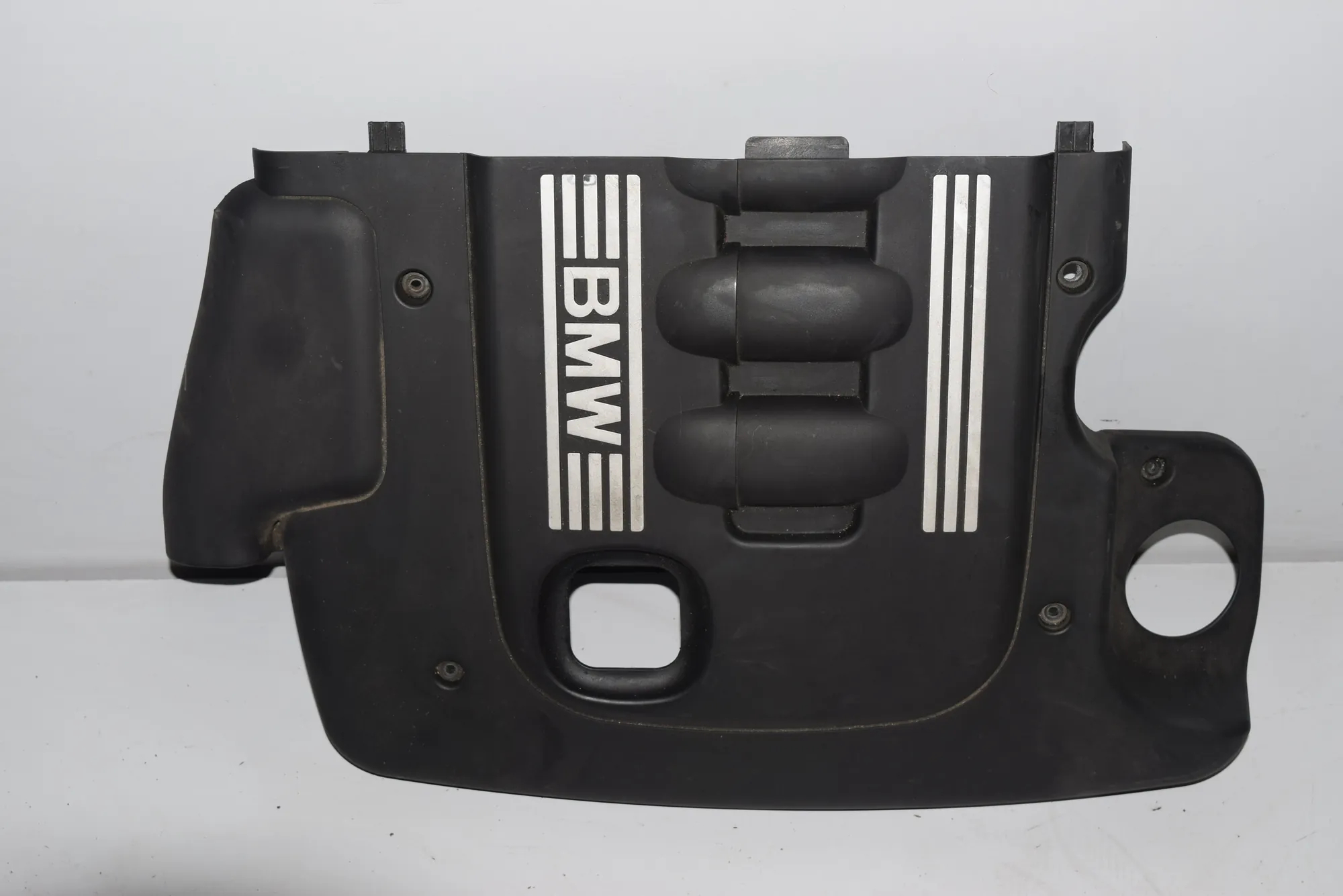 Engine Cover – OEM 7789000 · BMW 5 (E60) 520 d 2007