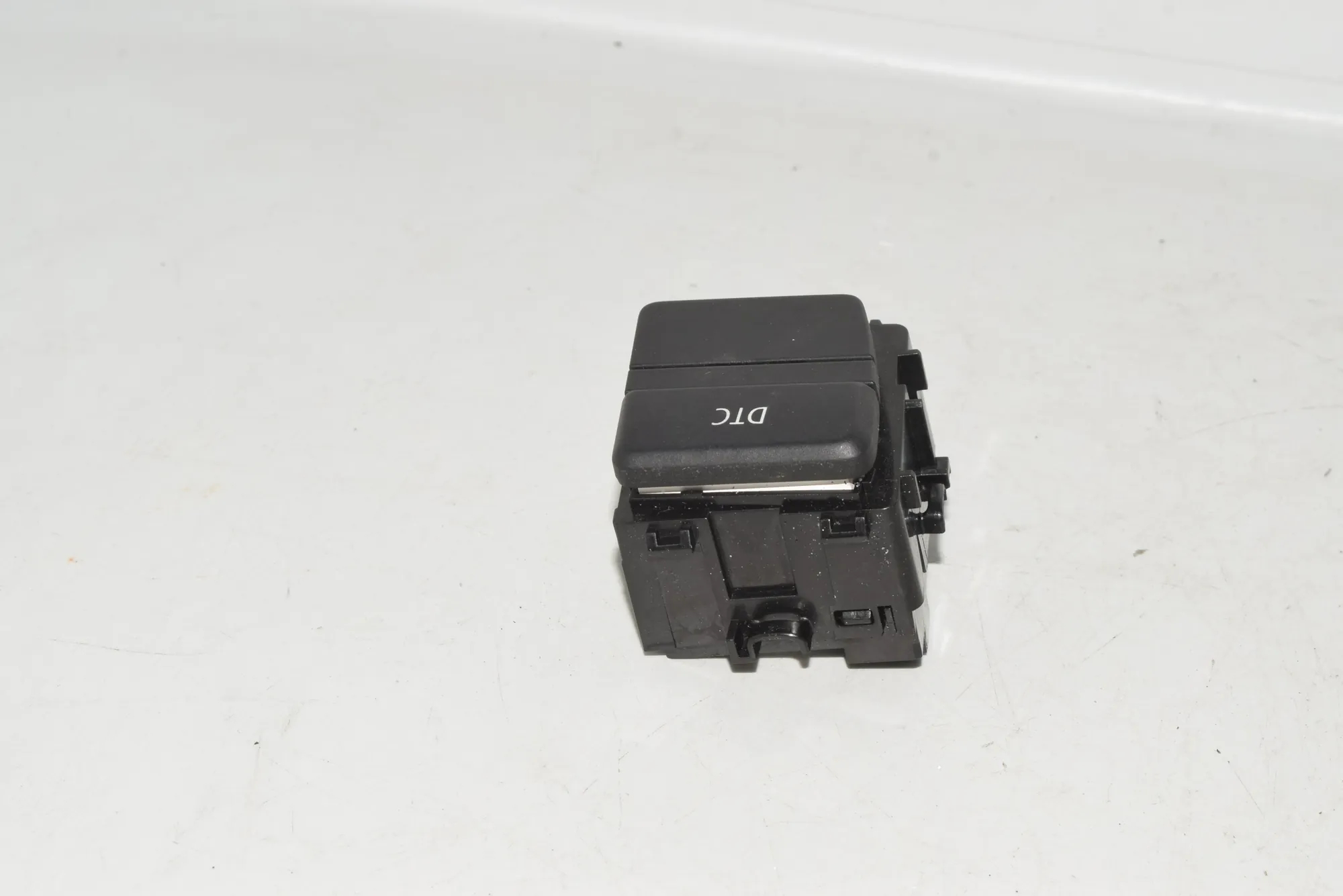 Other Control Units – OEM 9137882 · BMW 5 (E60) 520 d 2007 – 3