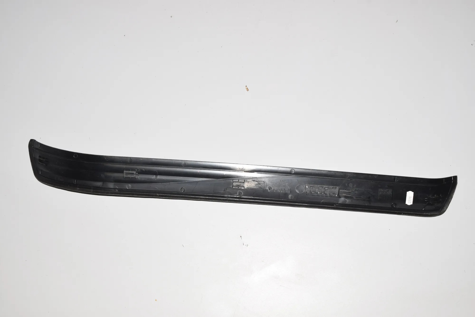 Door Sill Trim Kit – OEM 7034303 · BMW 5 (E60) 520 d 2007 – 5